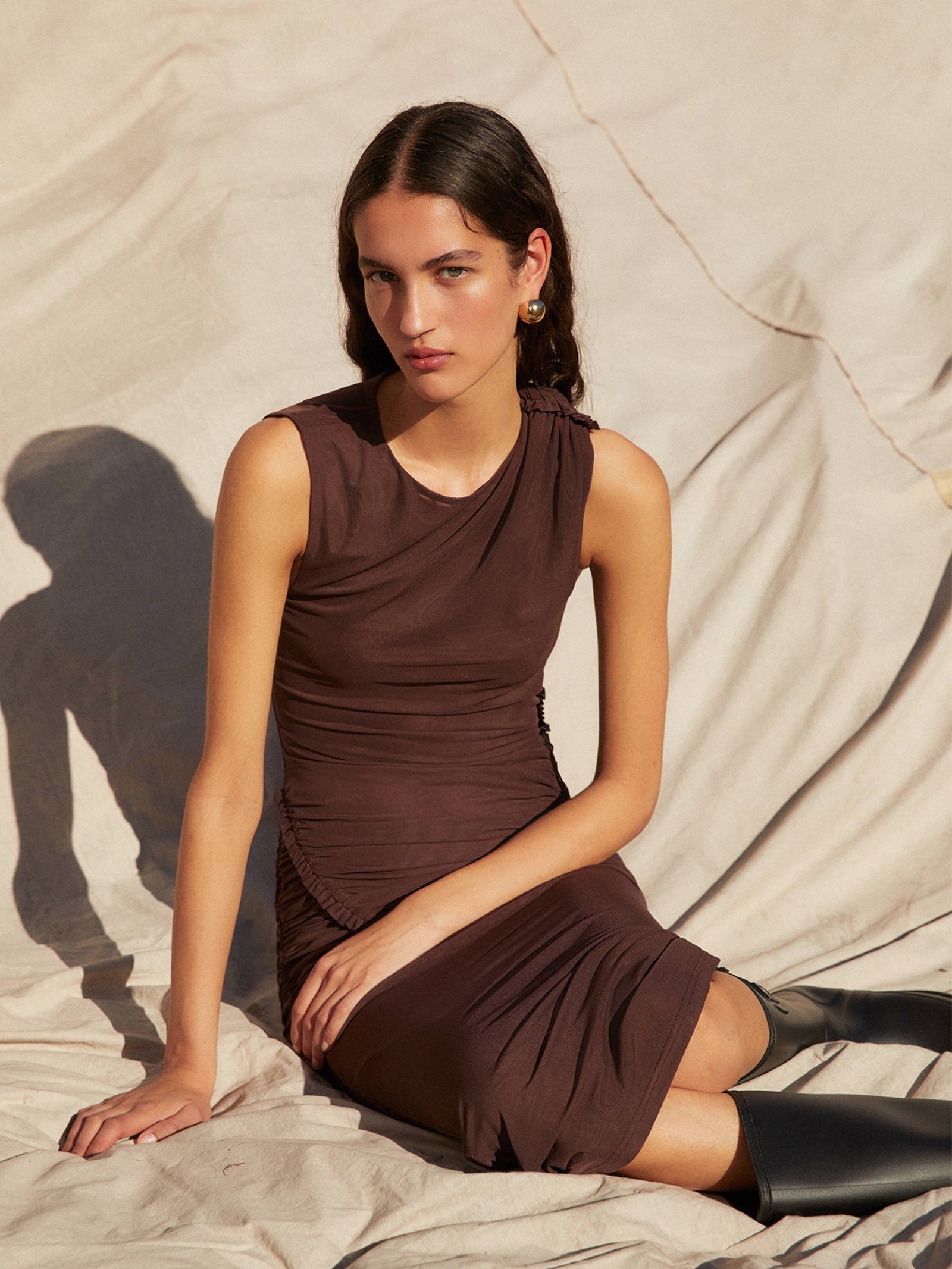 Noa Drawstring Dress in Wine - Glue Store