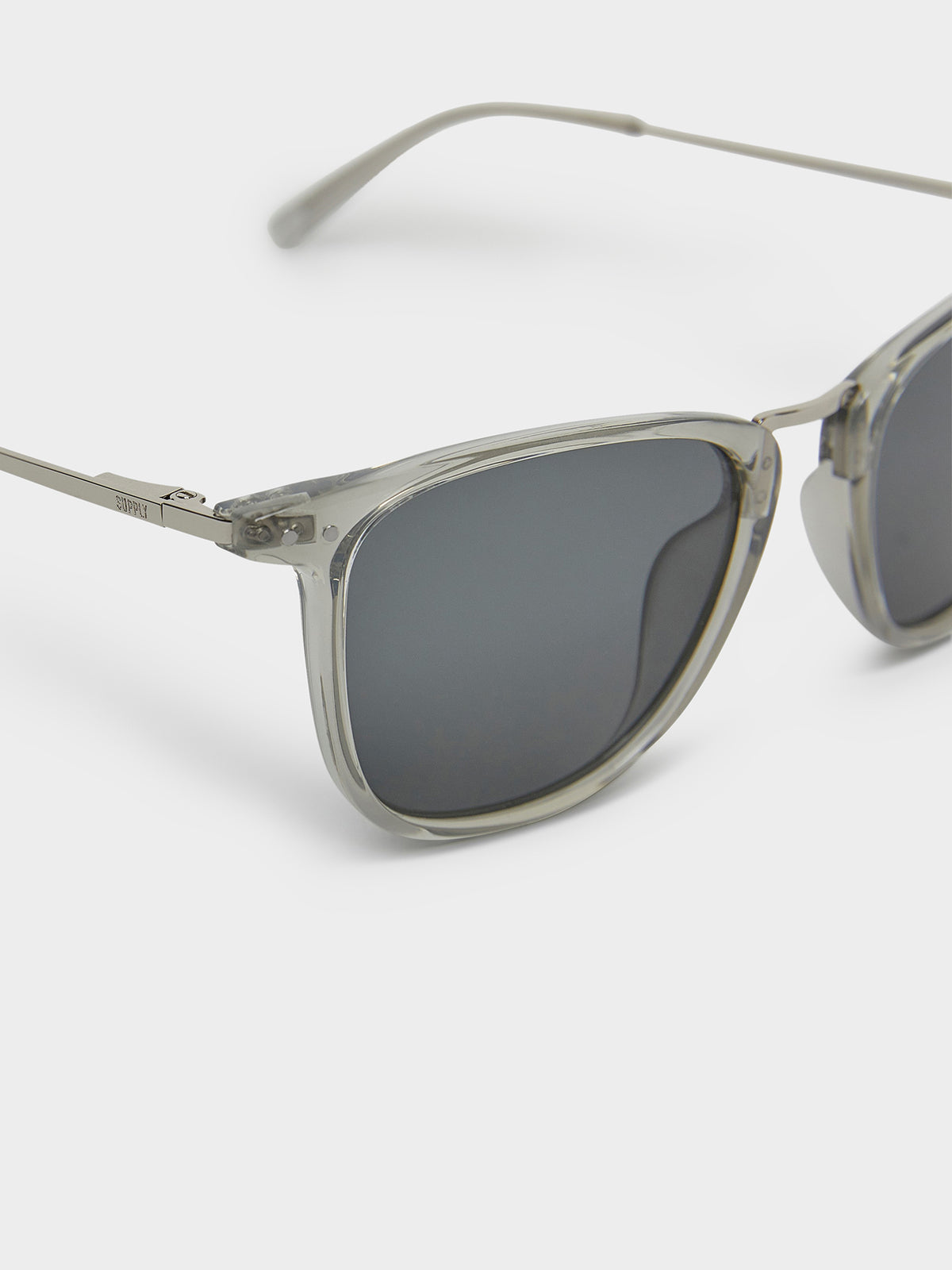 Local Supply NYC Sunglasses in Grey | Grey