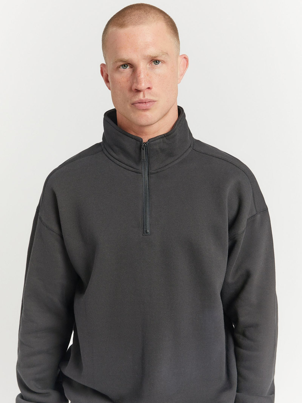 Article One Finley Zip Sweater | Black