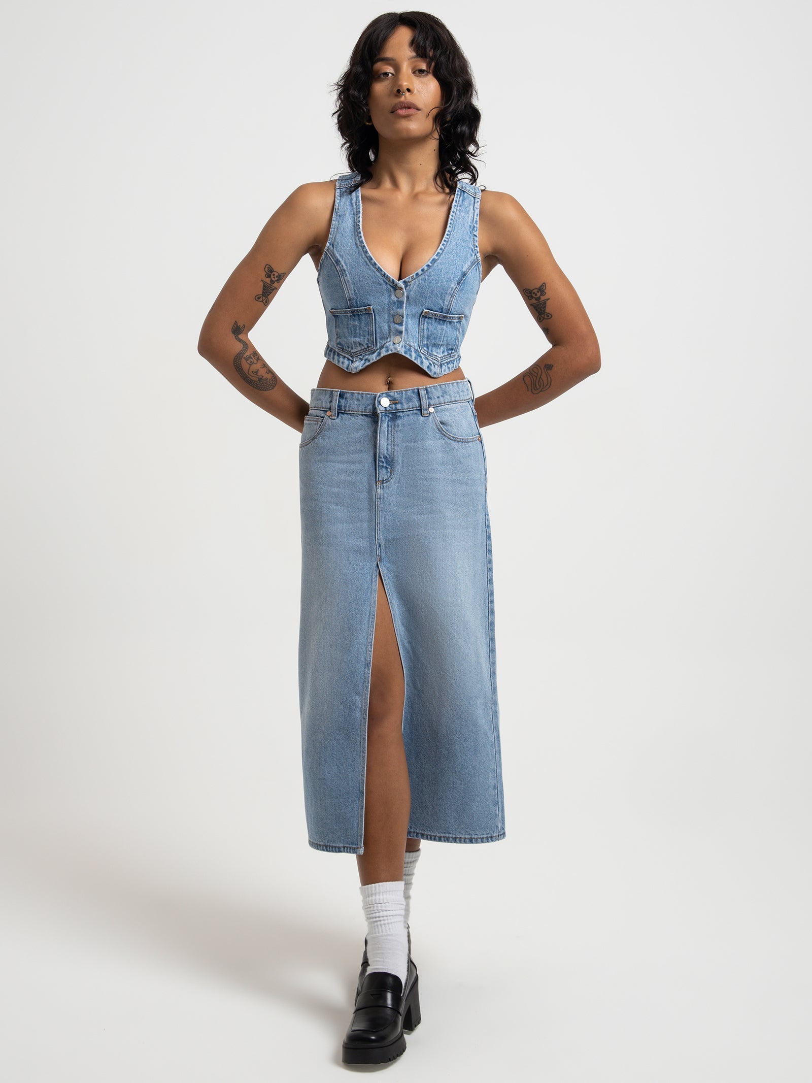 Abrand 99 Low Maxi Skirt in Distressed Light Denim | Glue Store