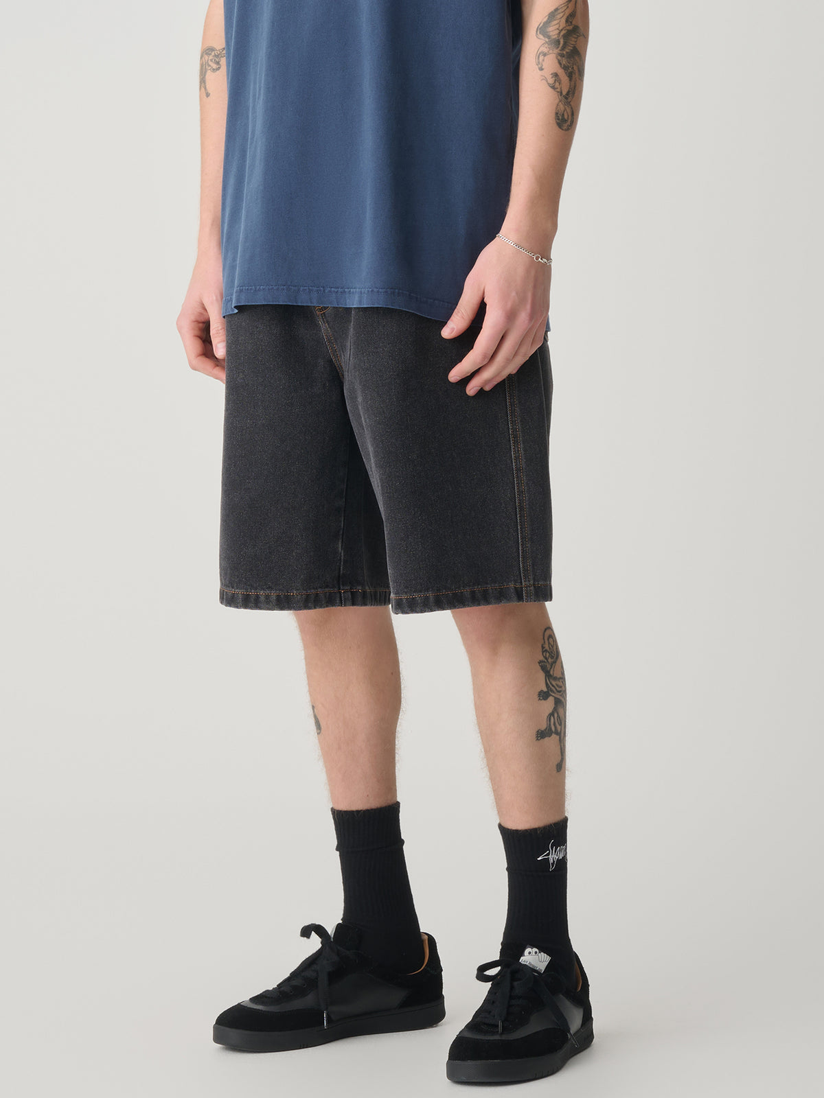 S-Double Denim Standard Short In Washed Black | Washed Black