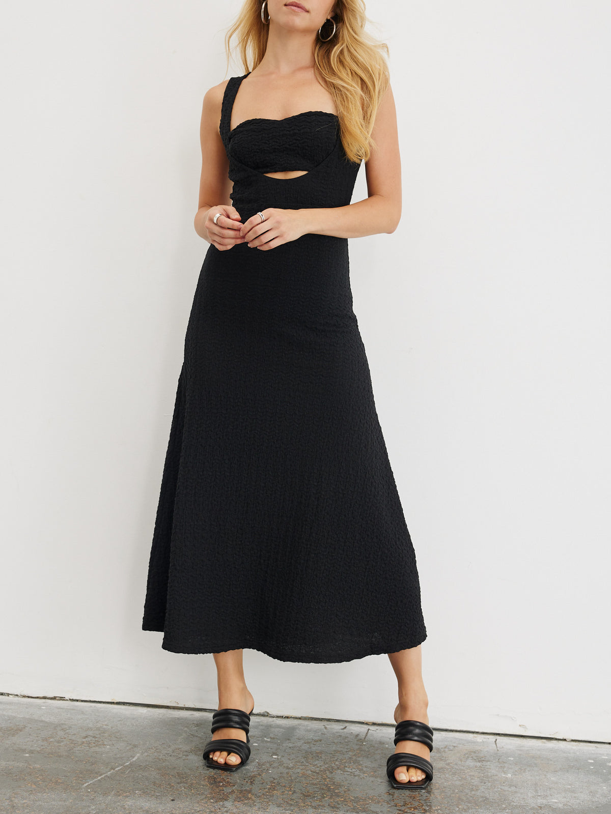 Sovere Kaya Dress in Black | Black