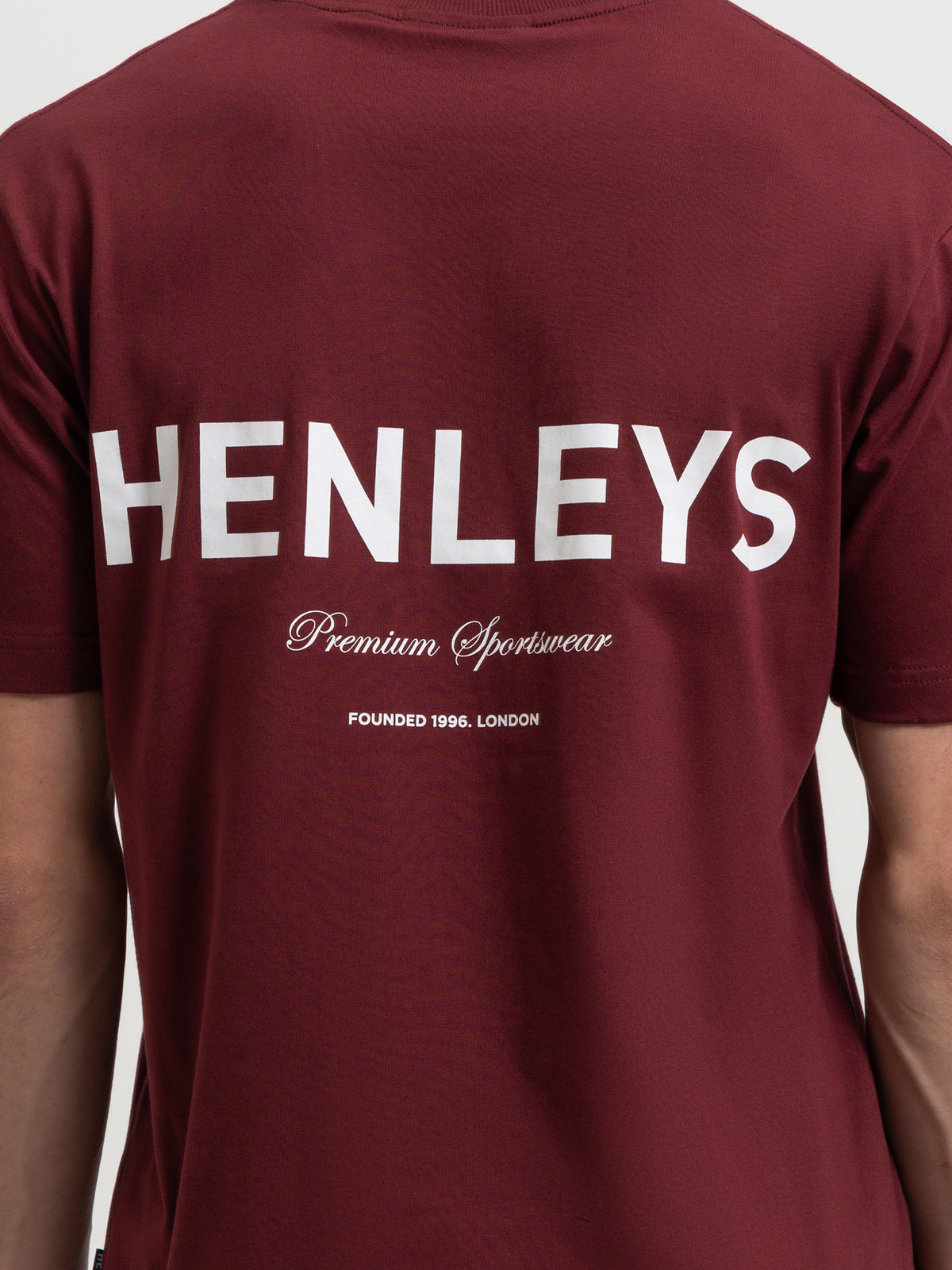 Henleys Contender T-Shirt in Cherry | Cherry