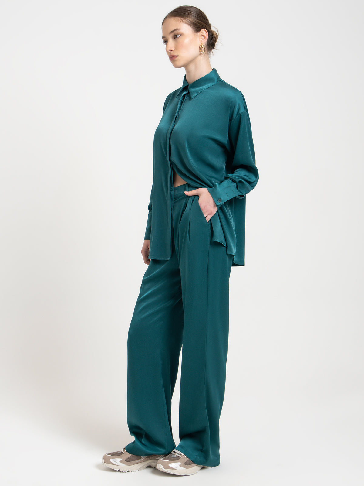 Raef The Label Piper Shirt in Emerald Green | Emerald