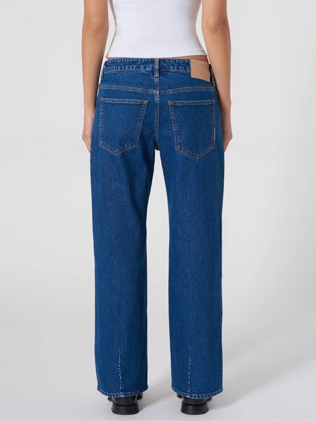 Neuw Daria Boyfriend Jeans in Royal Indigo | Mid Indigo