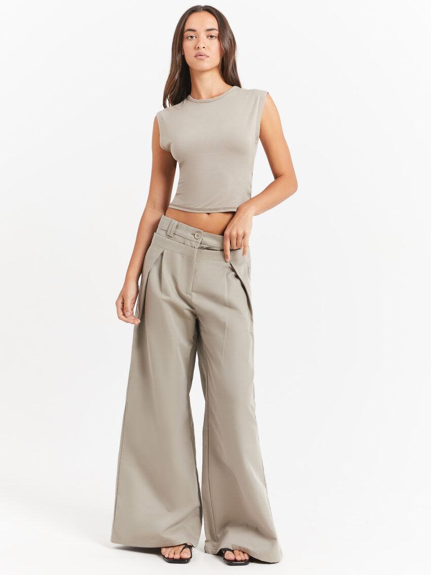 Beyond Her Isadora Twist Back Top | Taupe