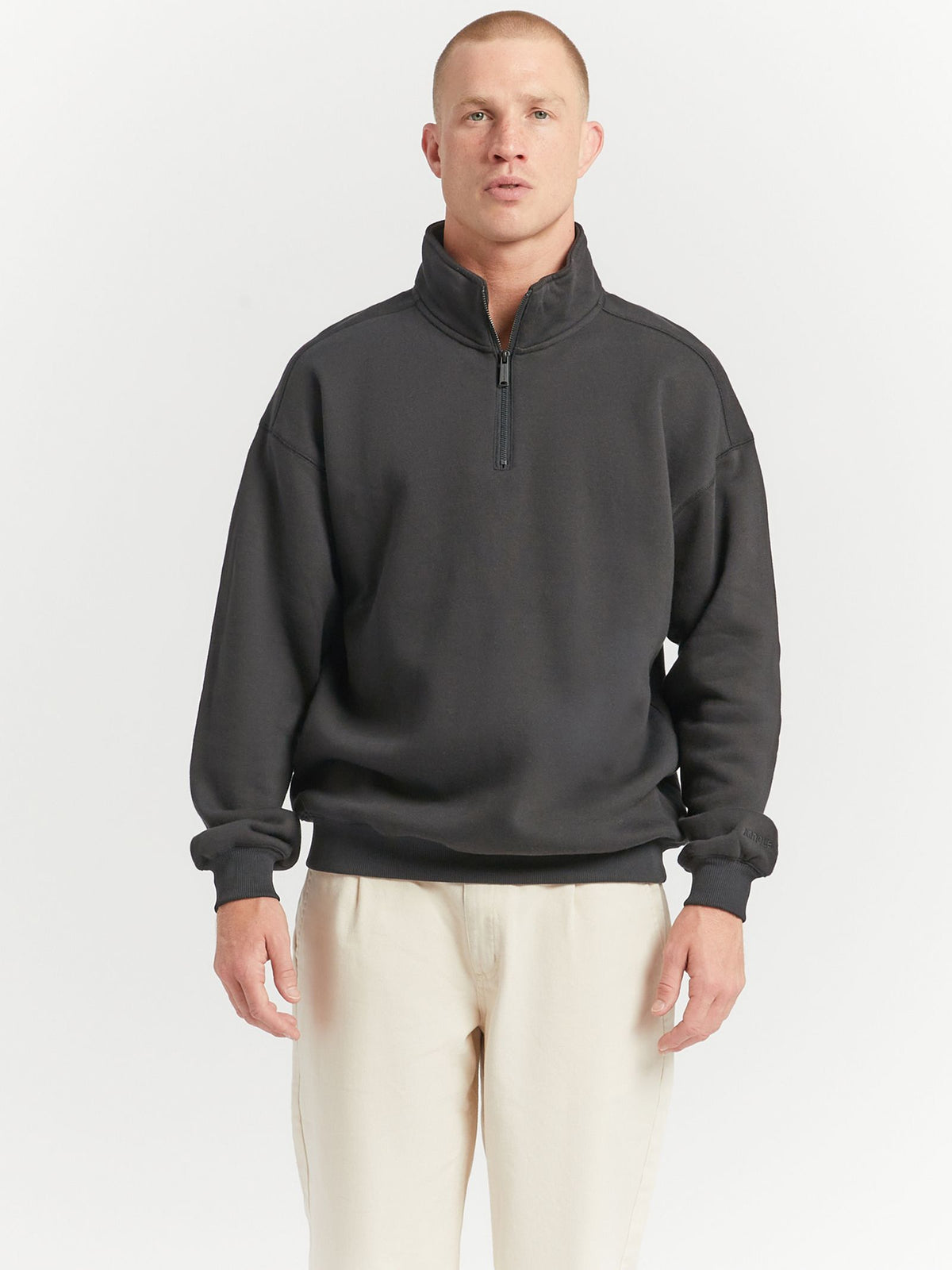 Article One Finley Zip Sweater | Black