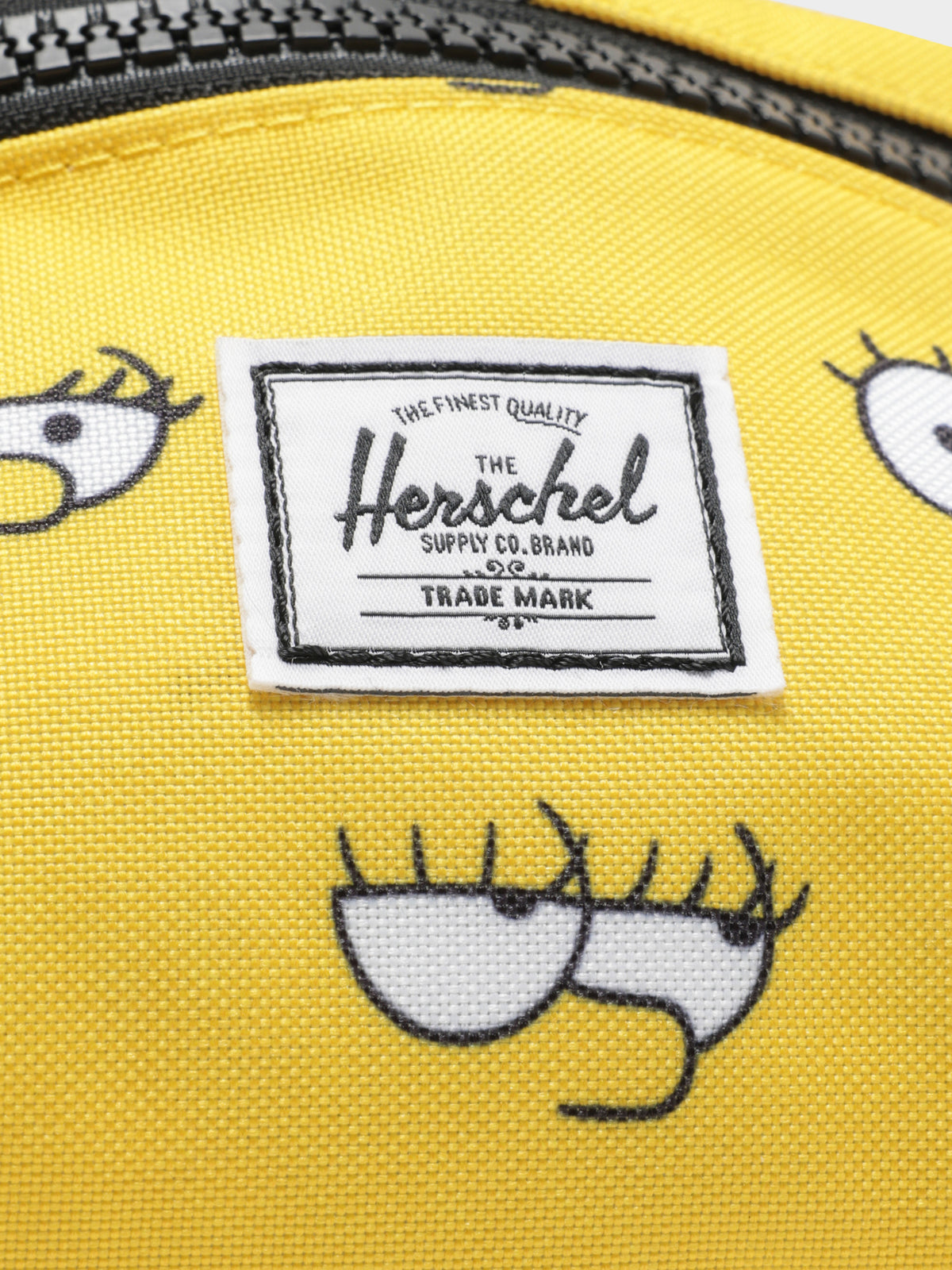 Herschel Fourteen Pouch Bag in Lisa Simpson | Multi