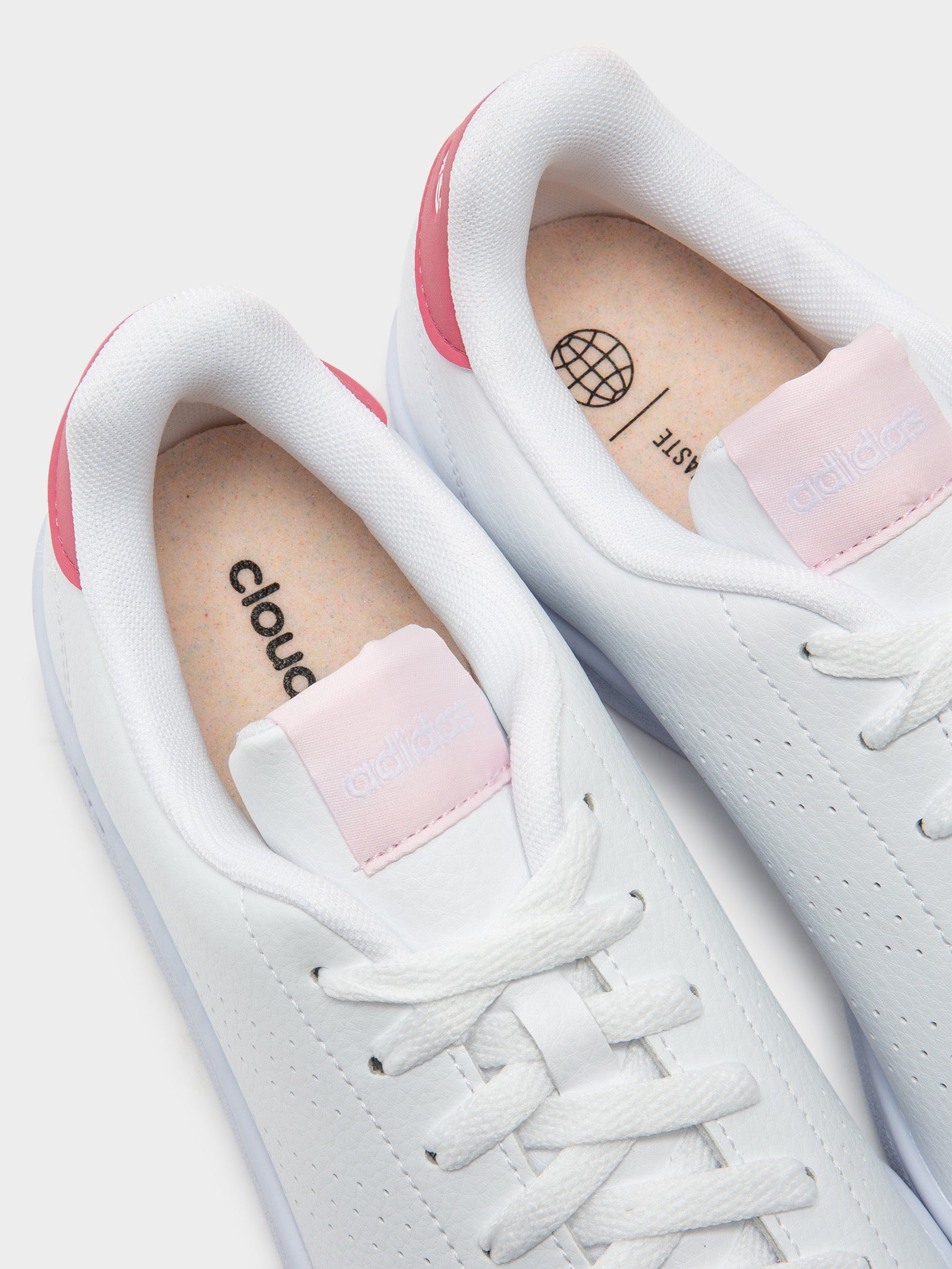 Womens Advantage Sneakers in Cloud White & Pink