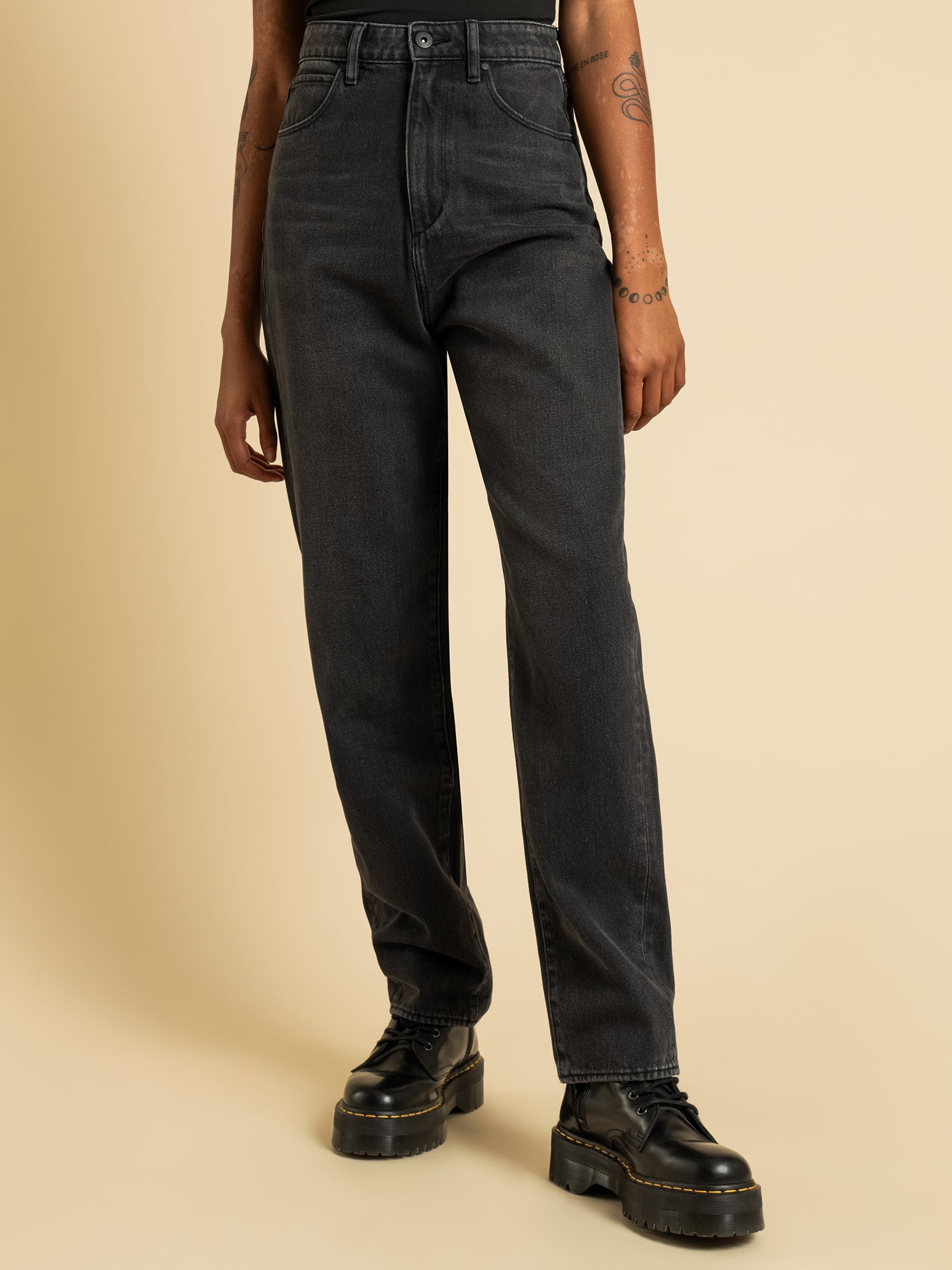 Hailey Baggy Straight Leg Jeans in Destroyed Black - Glue Store