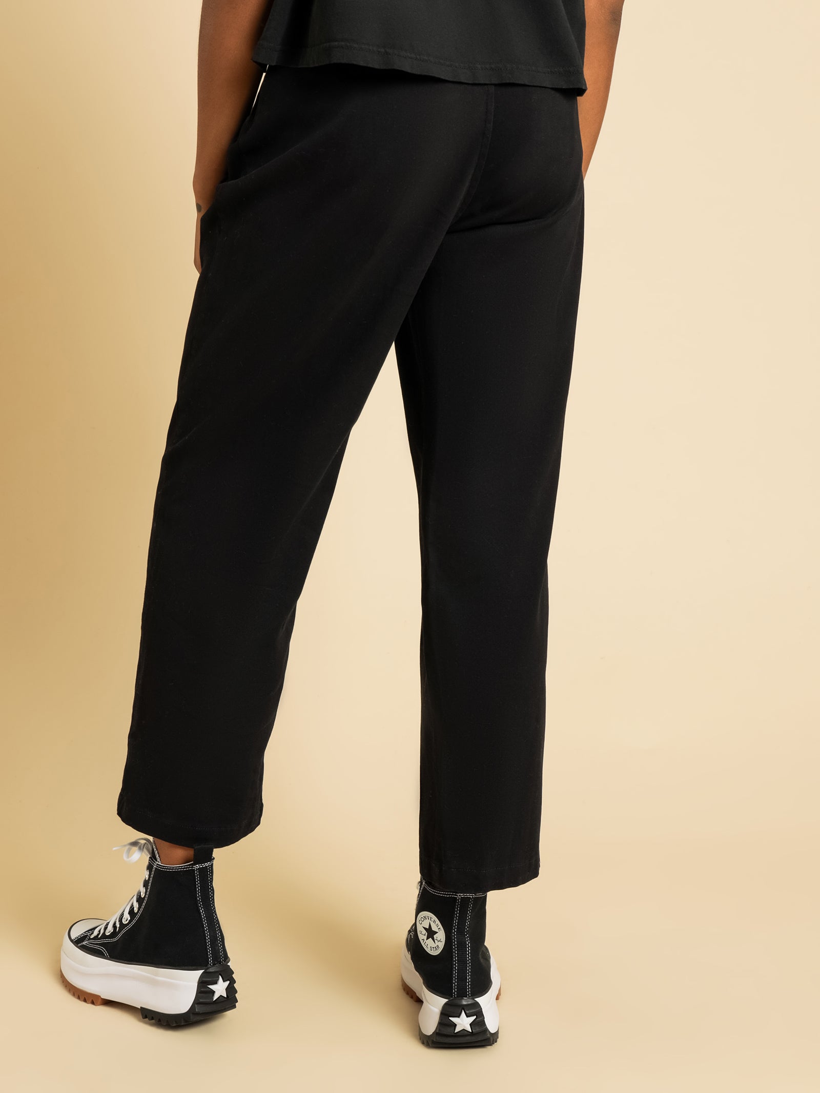 Lowry Chino Pants in Black