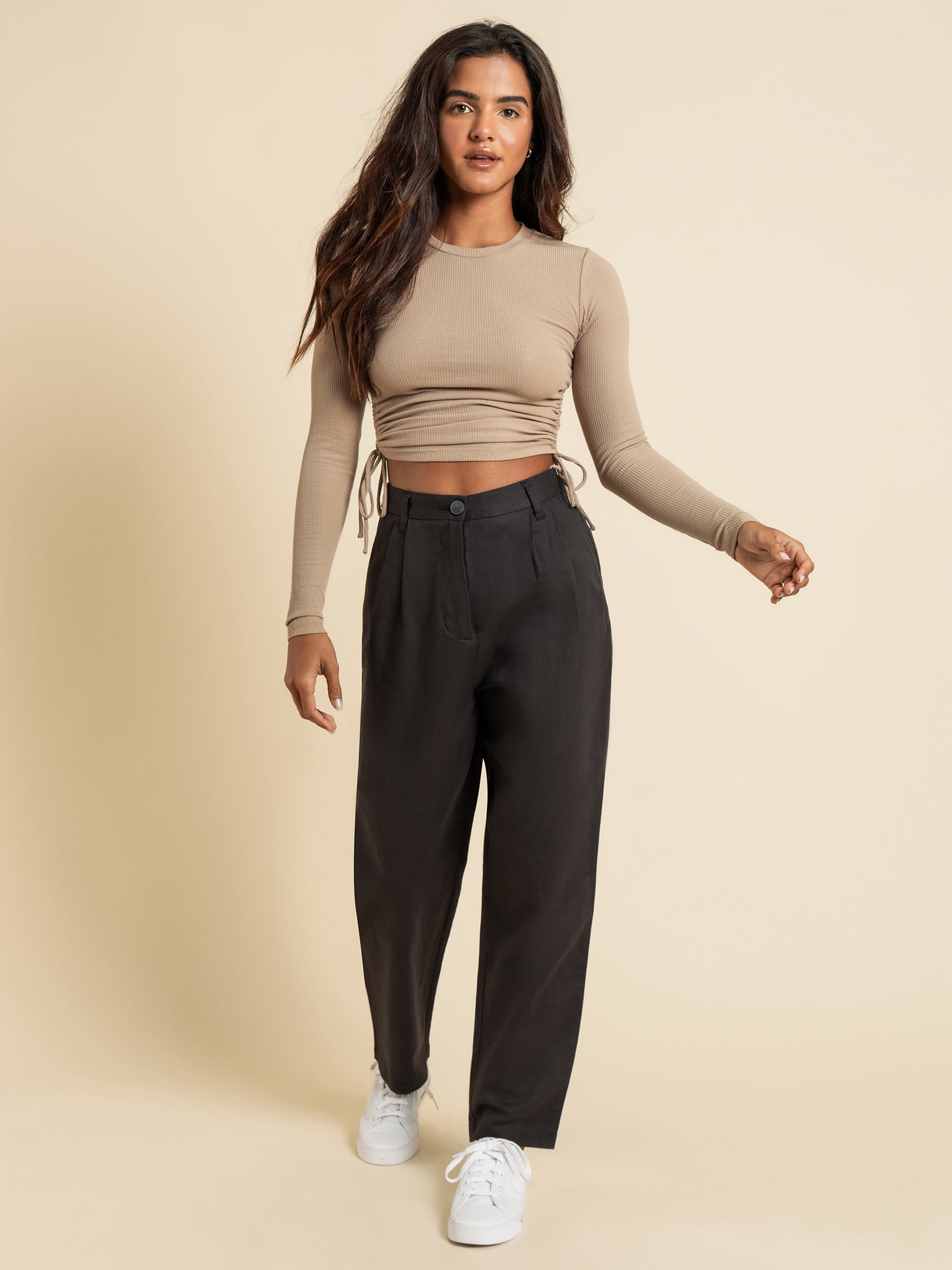 Elina Tailored Pants in Coal Black