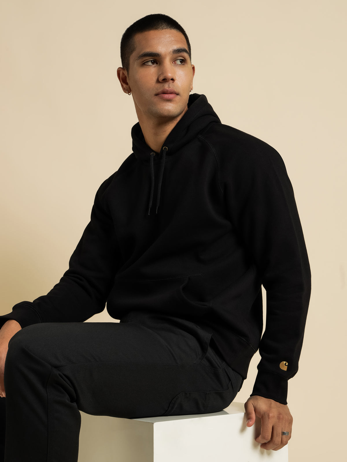 Carhartt Wip Hooded Chase Sweat in Black | Black/Gold