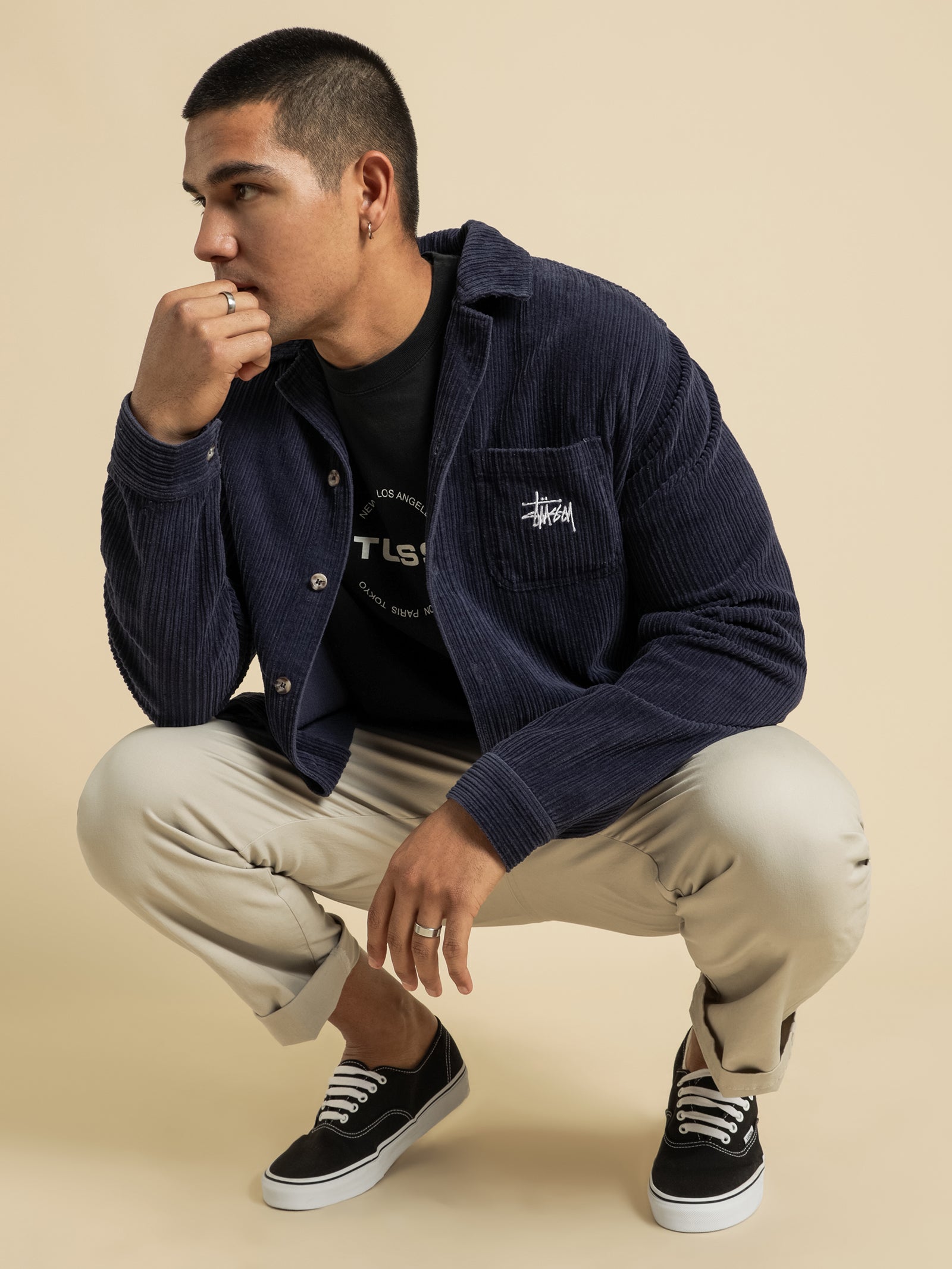 Murphy Corduroy Long Sleeve Button Up in Navy