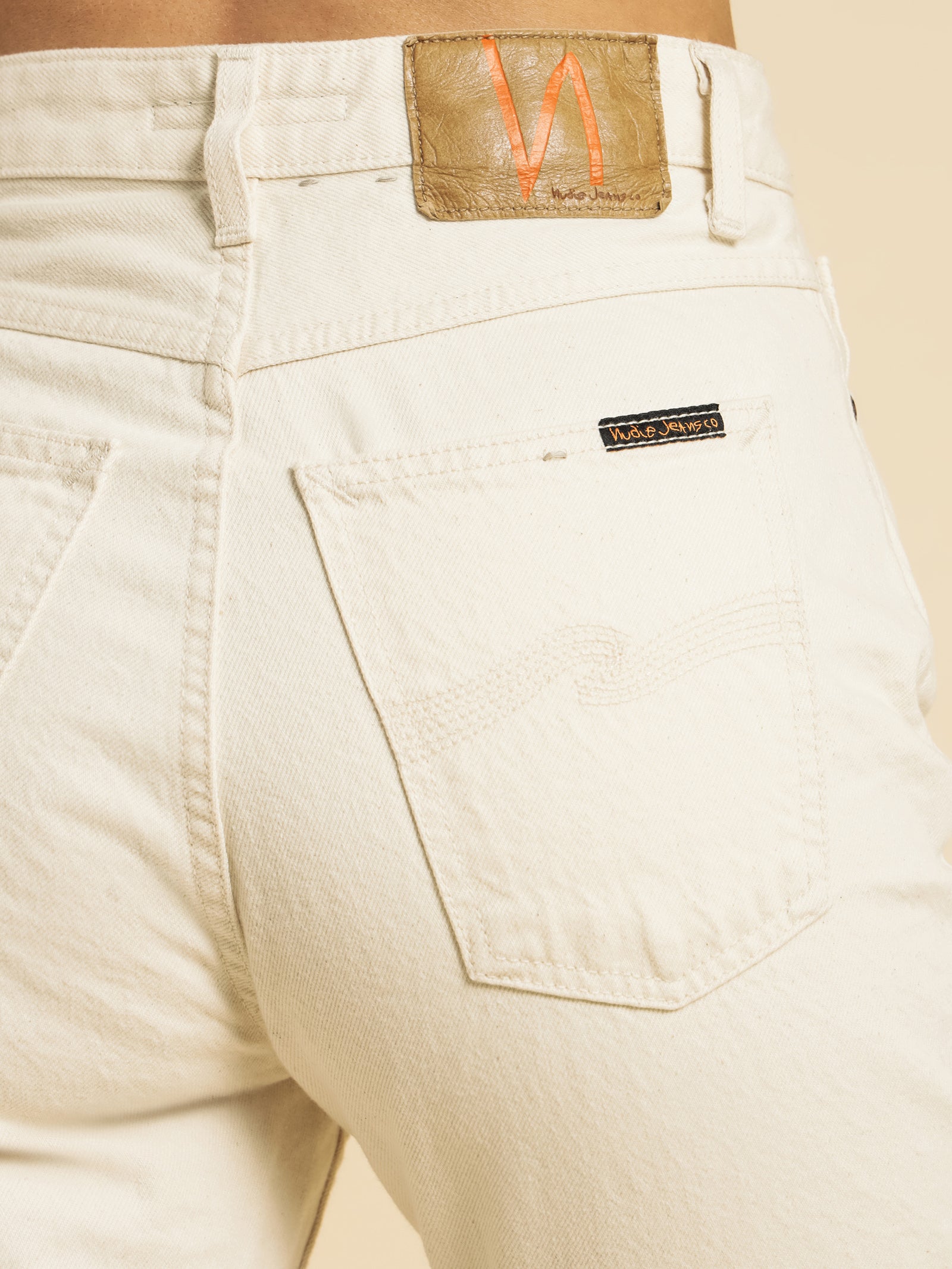 Breezy Britt Slim Jeans in Street Dusty White