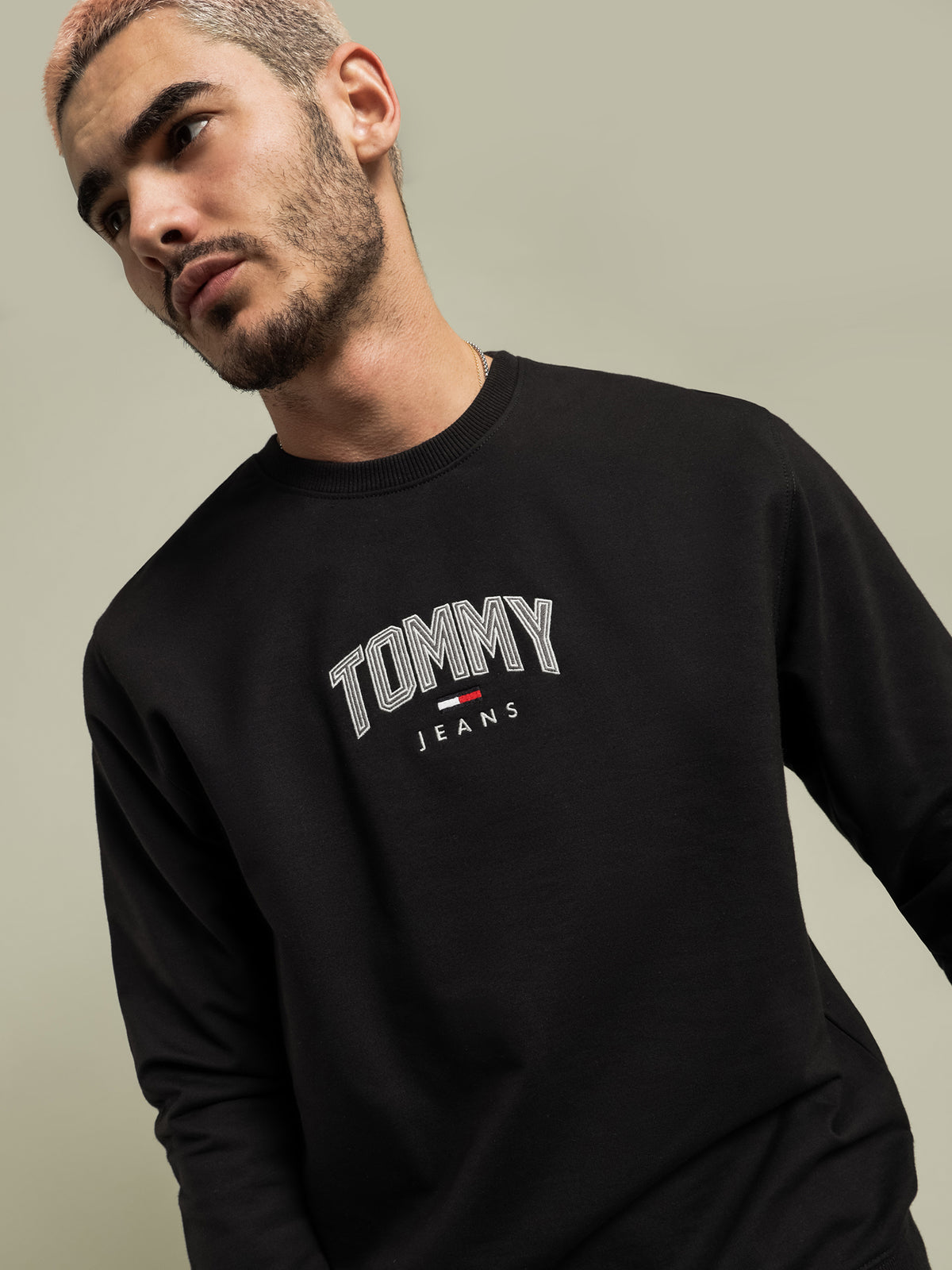 Tommy Hilfiger Lightweight Crew Neck Sweatshirt in Black | S