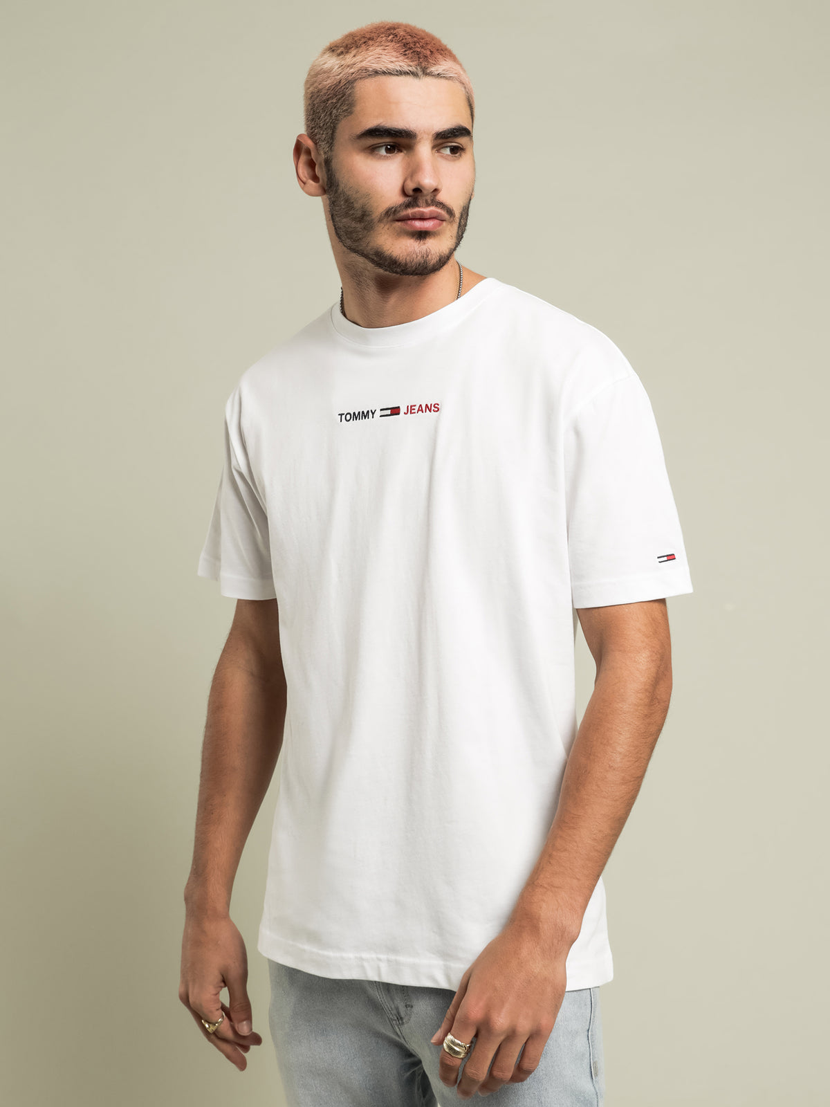 Tommy Hilfiger Linear Logo Organic Cotton T-Shirt in White | S