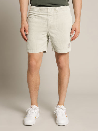 Wide Wale Corduroy Beachshorts in Sand