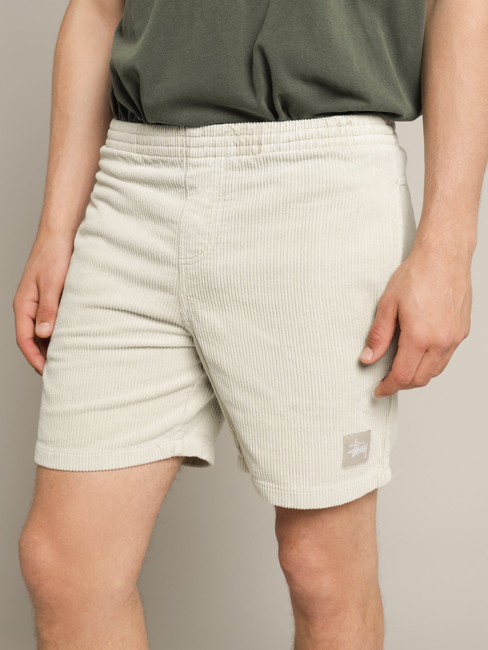 Wide Wale Corduroy Beachshorts in Sand