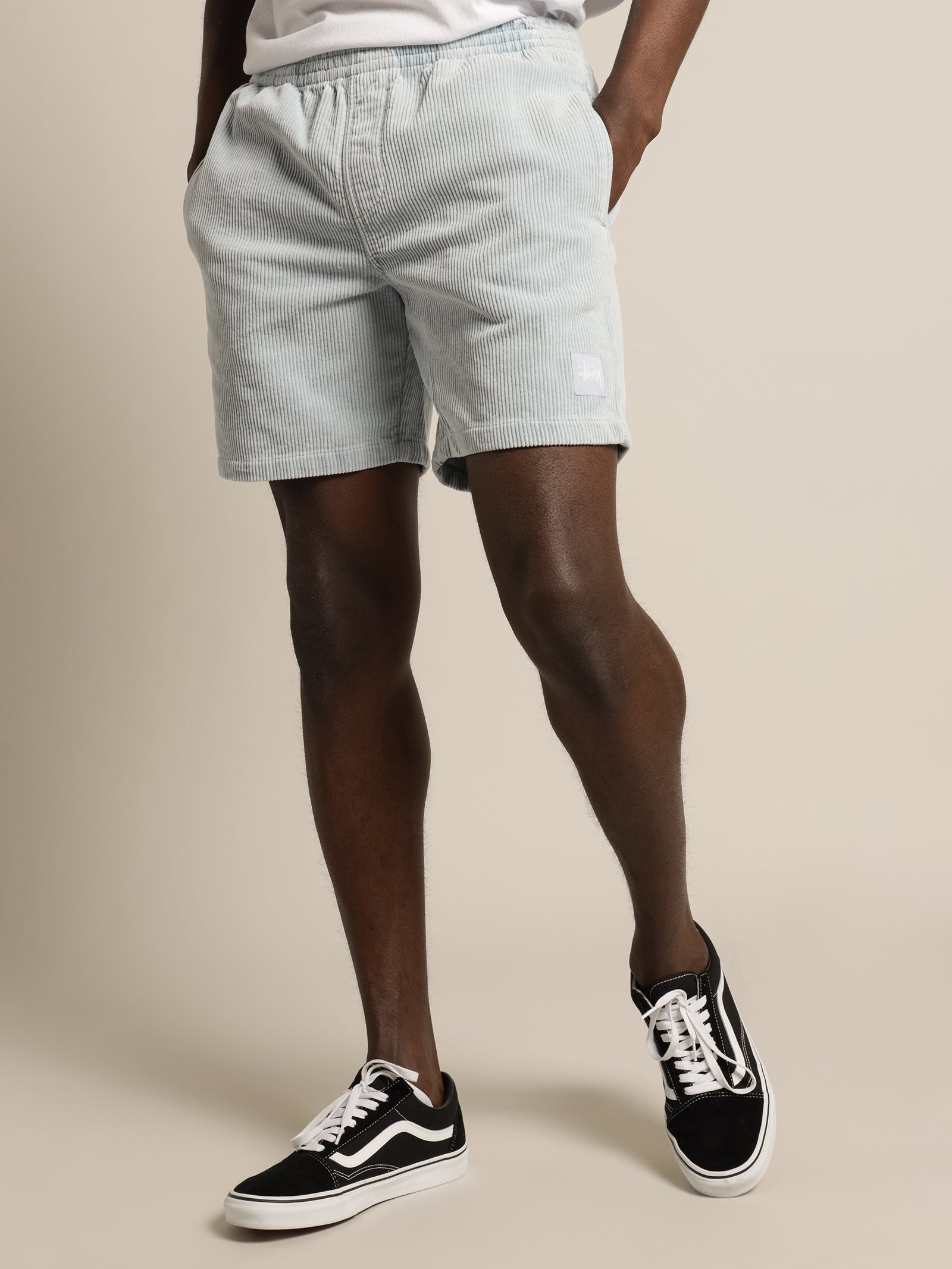 Wide Wale Corduroy Beachshorts in Light Blue