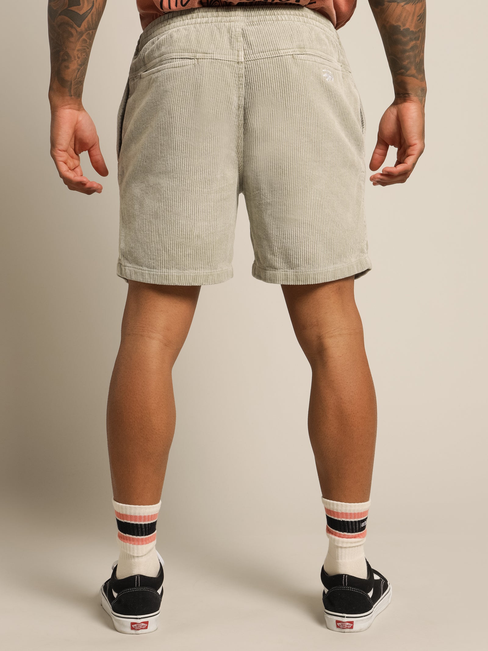 Wide Wale Cord Beachshort in Oat