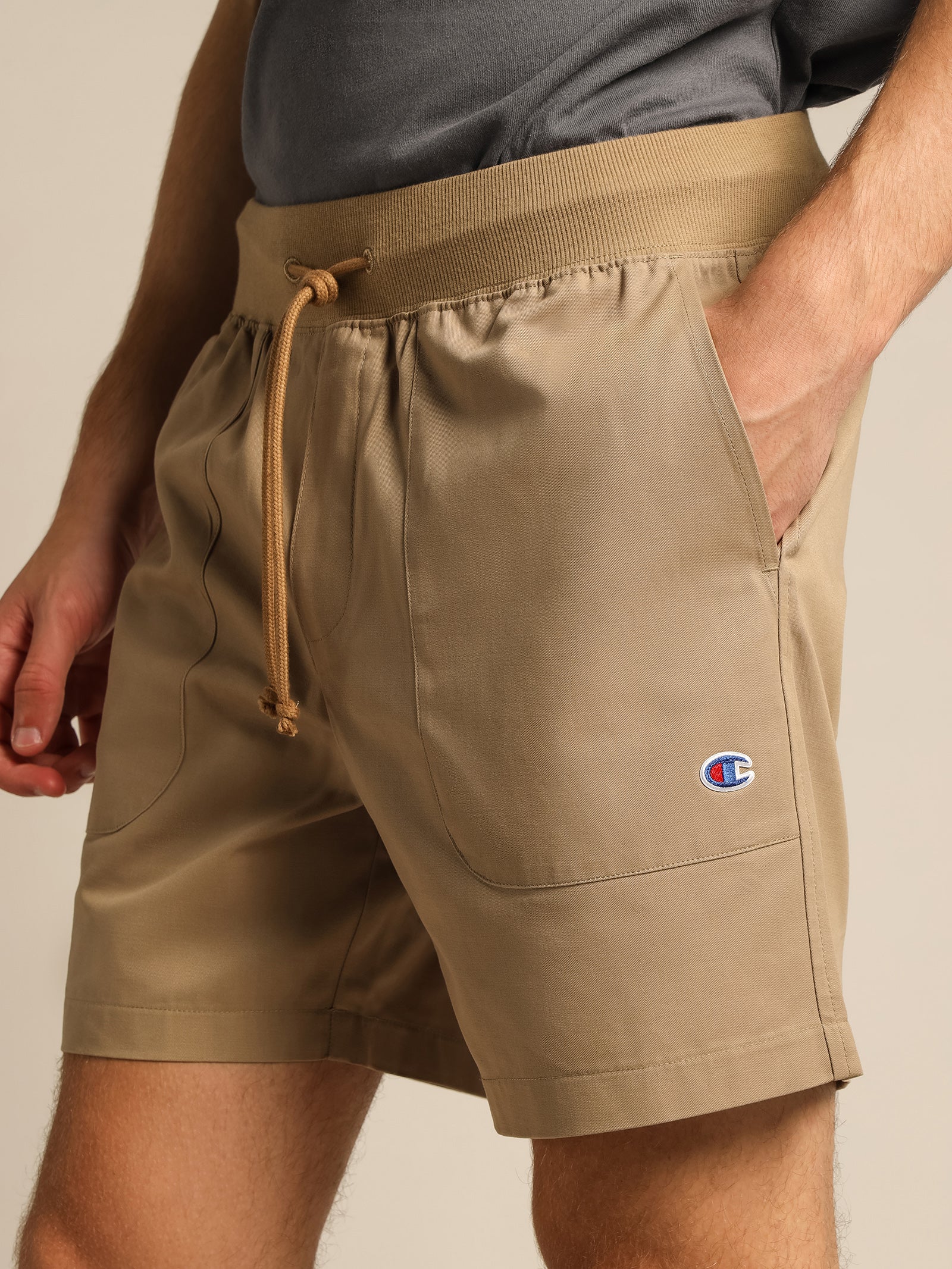 Twill Shorts in Khaki