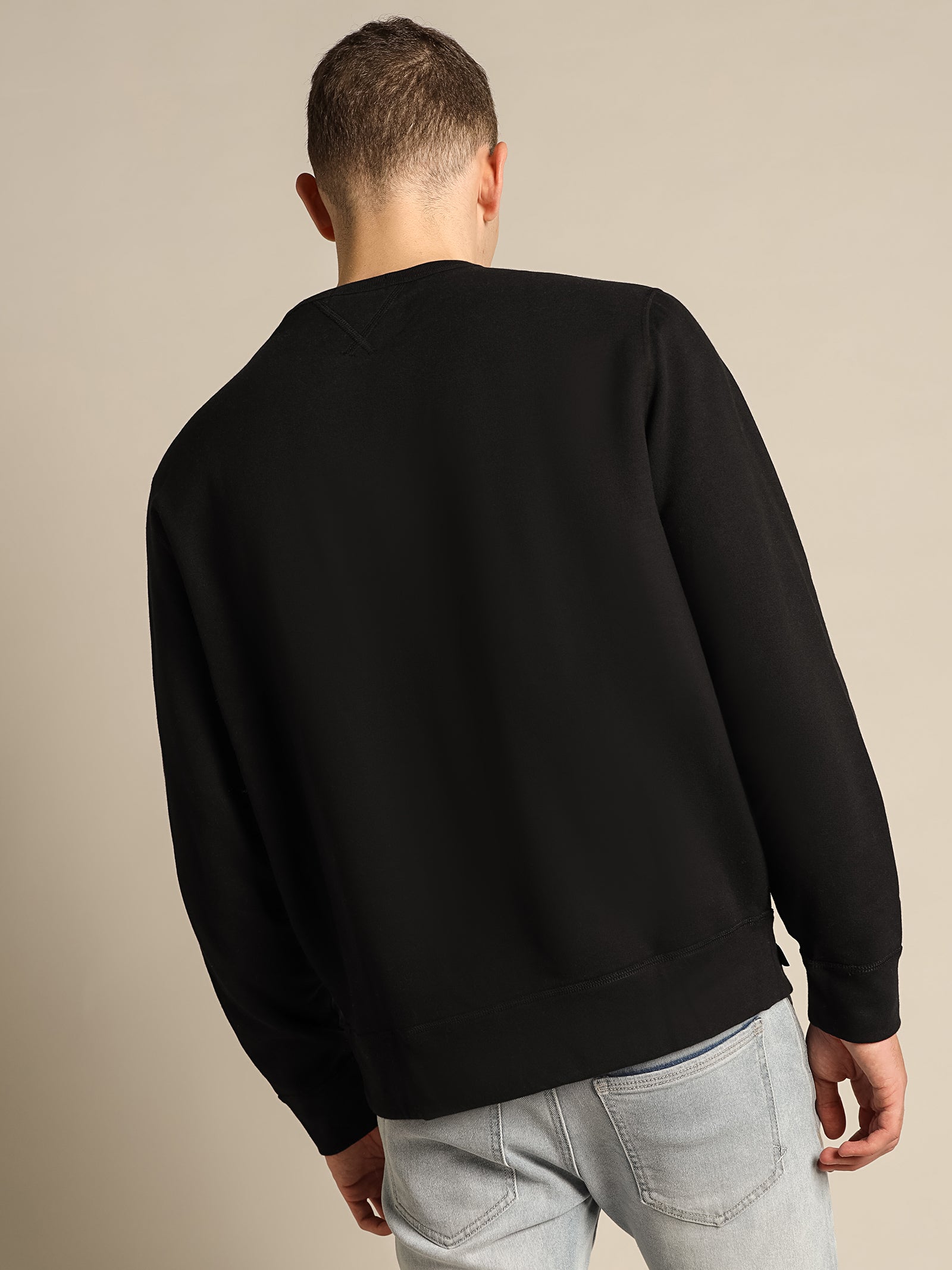 Arch Logo Crew Sweat in Black