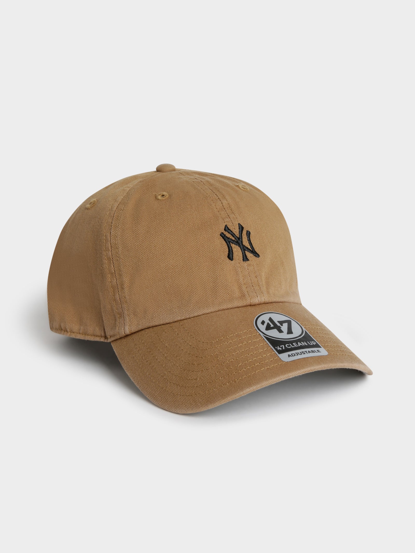 47 Clean Up New York Yankees Cap in Khaki & Black - Glue Store