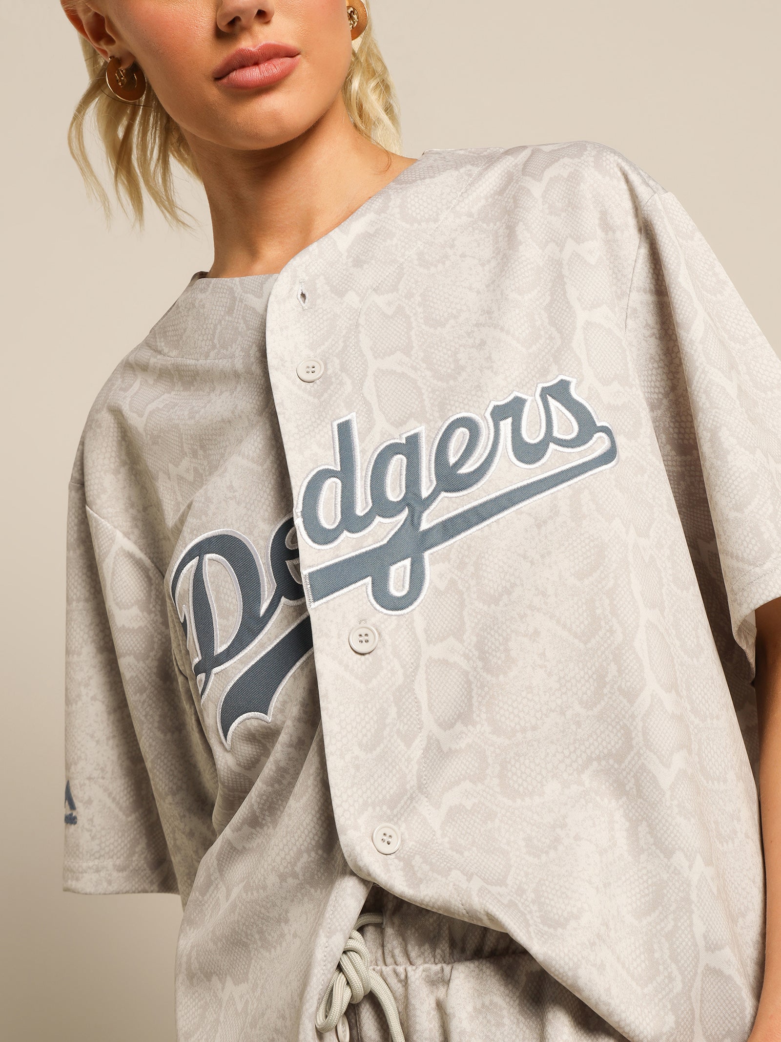 Women's Majestic LA Dodgers V-Neck T-Shirt, Grey