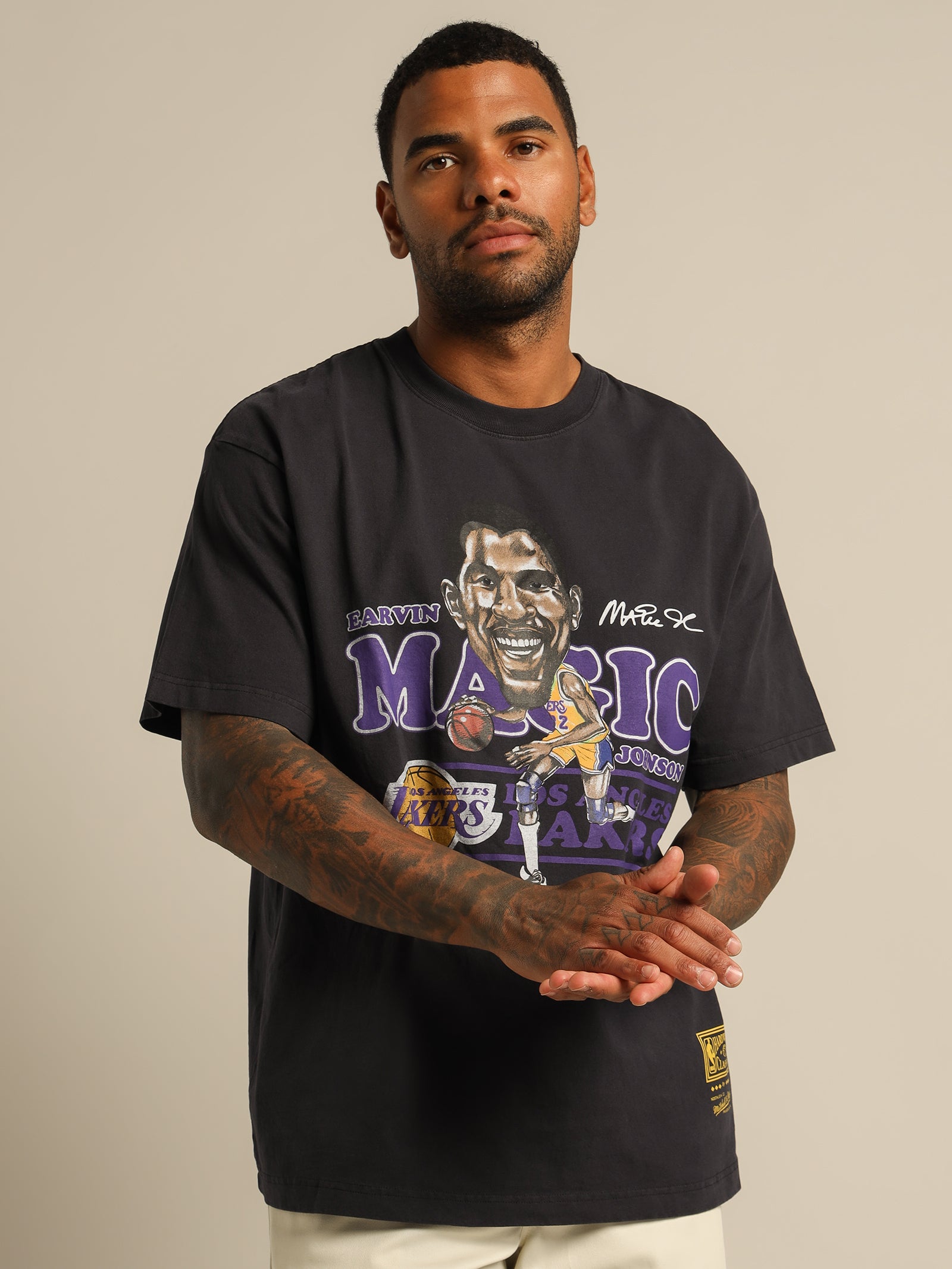 LA Lakers Vintage T-Shirt in Black - Glue Store