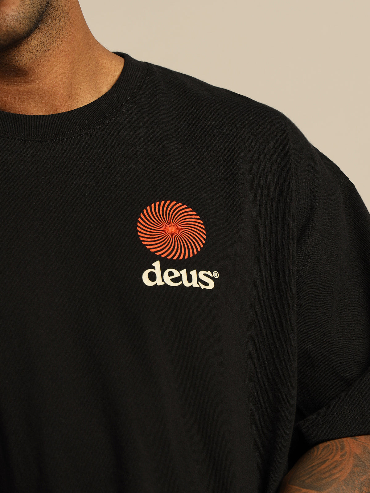 Deus Strata T-Shirt in Black | Black