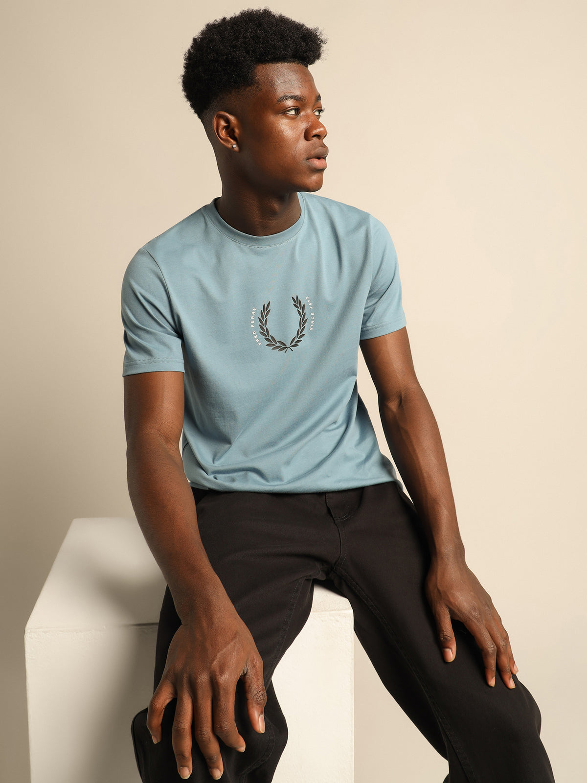 Fred Perry Laurel Wreath T-Shirt in Blue | Blue