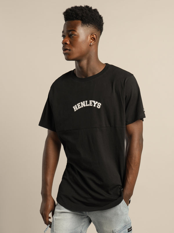 Henleys Elite Loose-Fit T-shirt in Black Black | Glue Store