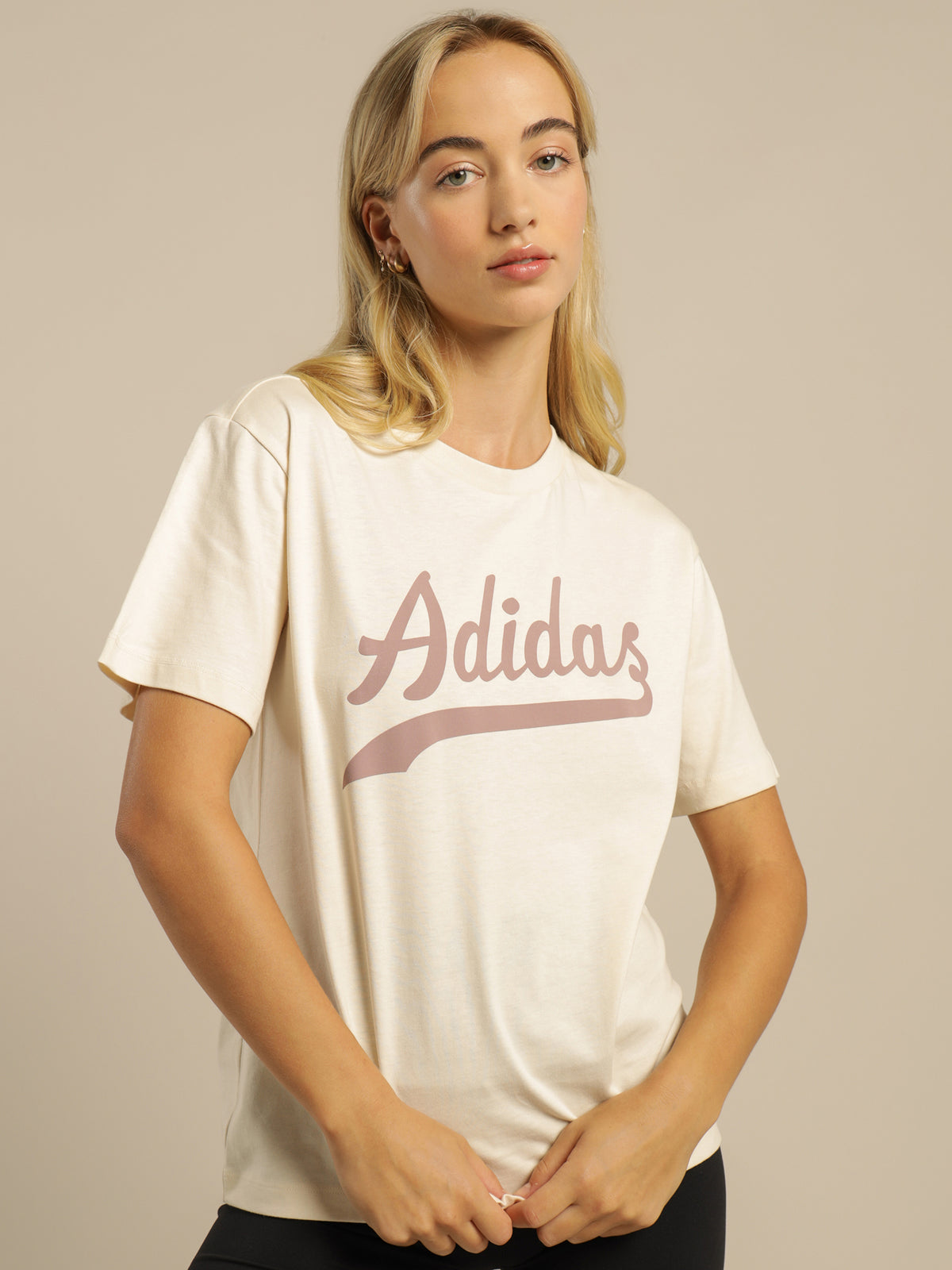 Adidas Regular T-Shirt in Wonder White | Wonder Whi
