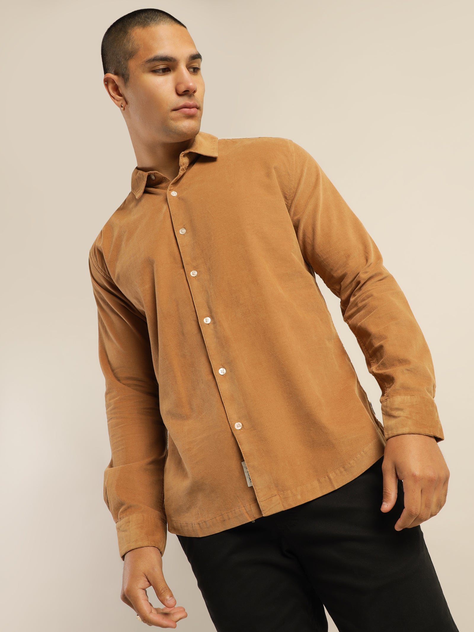 Soren Micro-Cord Long Sleeve Shirt in Sand