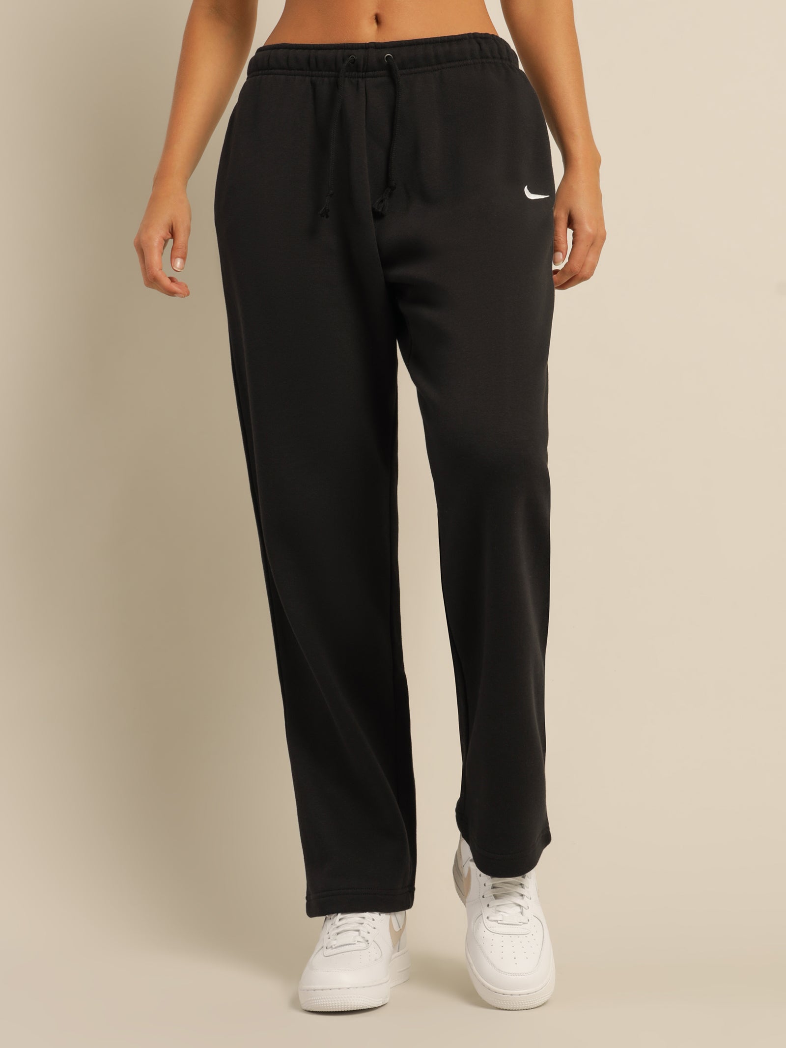 NEW Nike Women's Sportswear Essential Collection Fleece Pants (BV4089 010)  Black