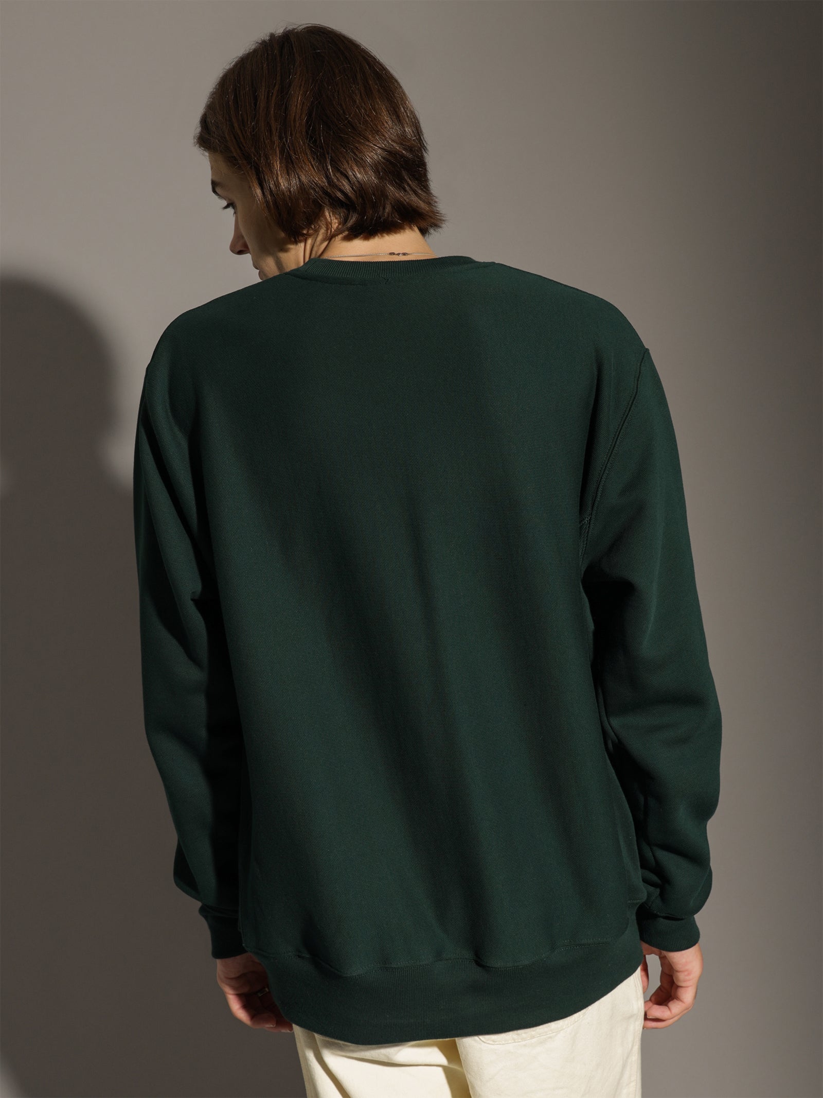 Reverse Weave Champion Uni Crewneck in Midfield Green