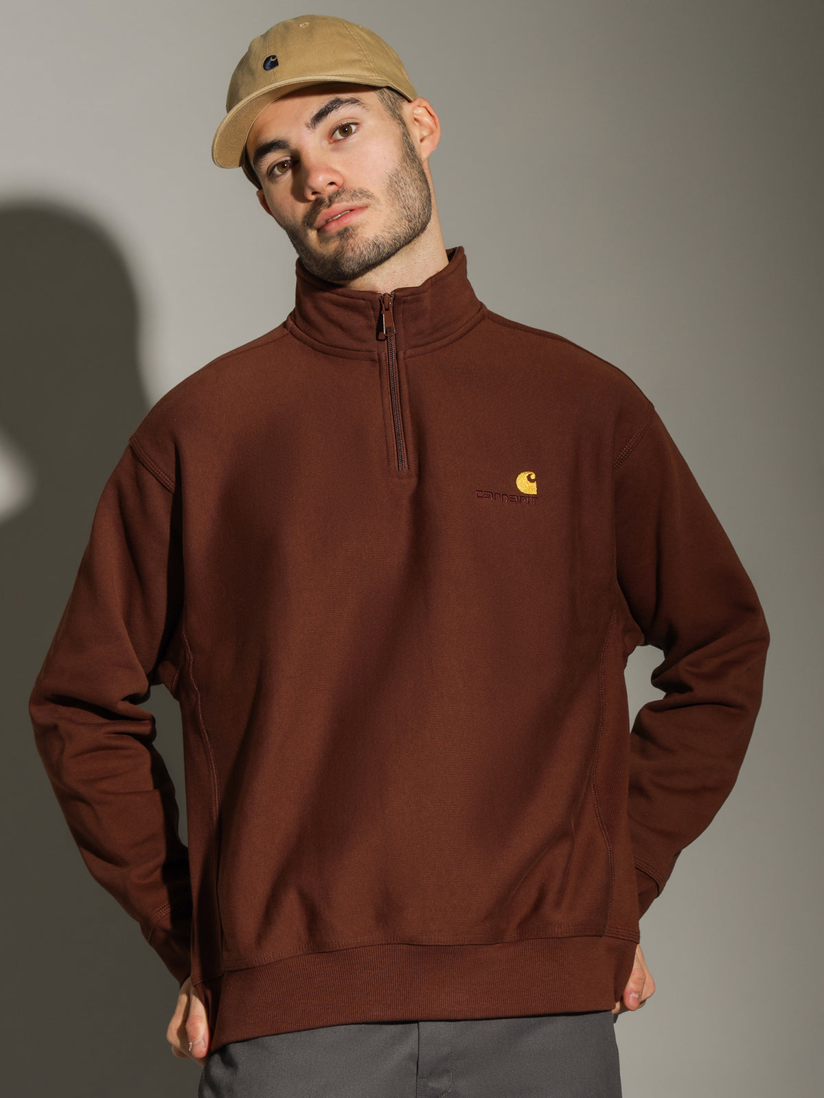 Carhartt Wip Half Zip American Script Sweat in Brown | Brown