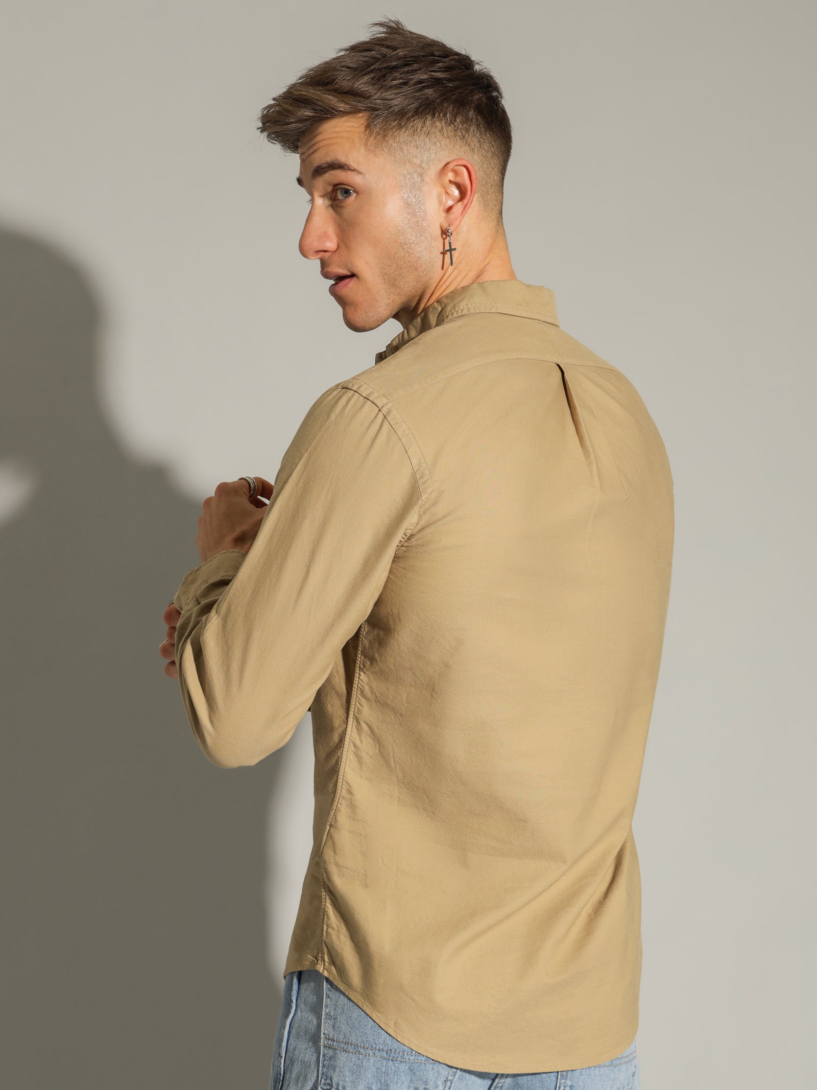 Button Down Slim-Fit Oxford Shirt in Surrey Tan