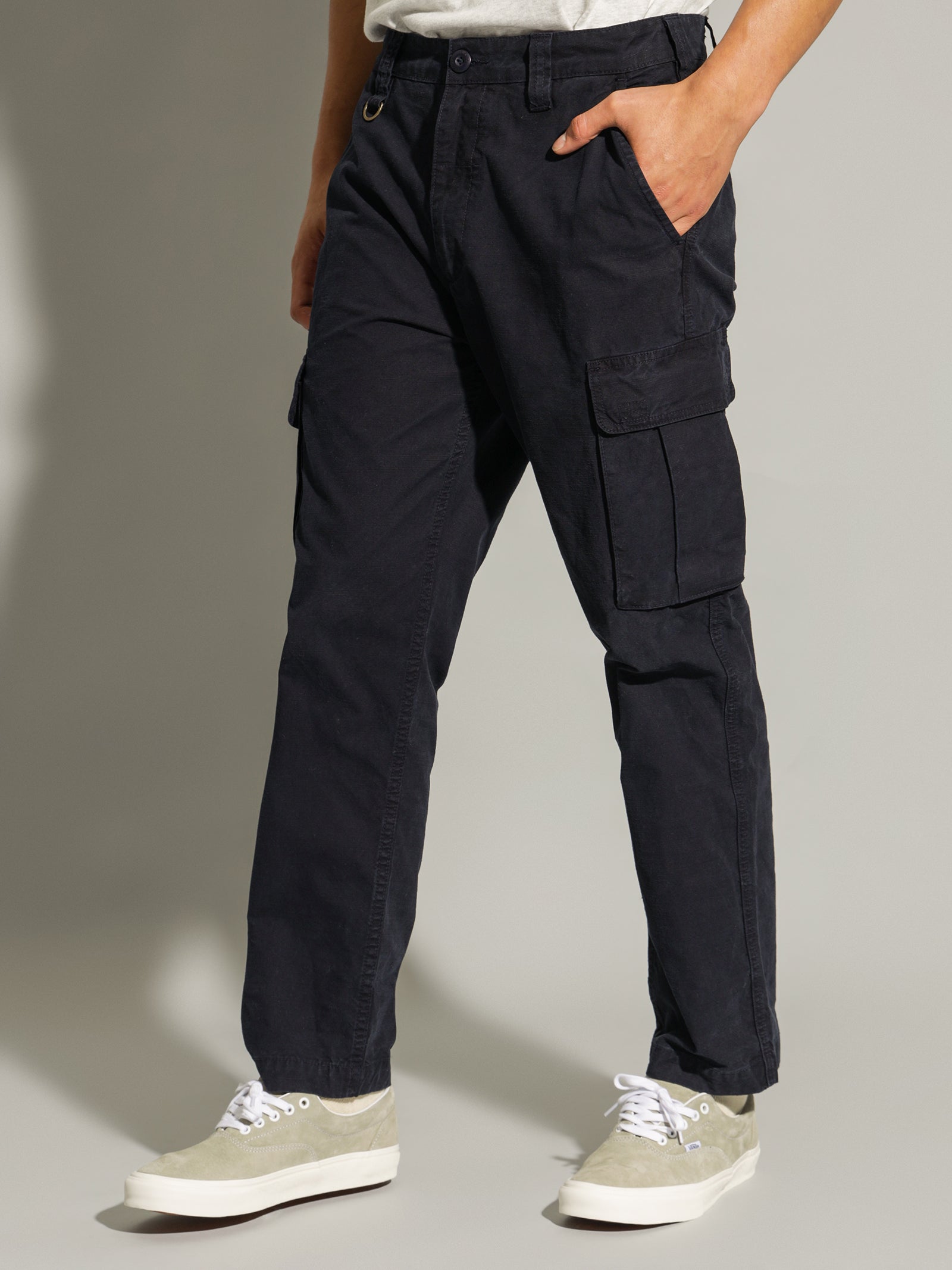 Slacker Cargo Pants in Navy