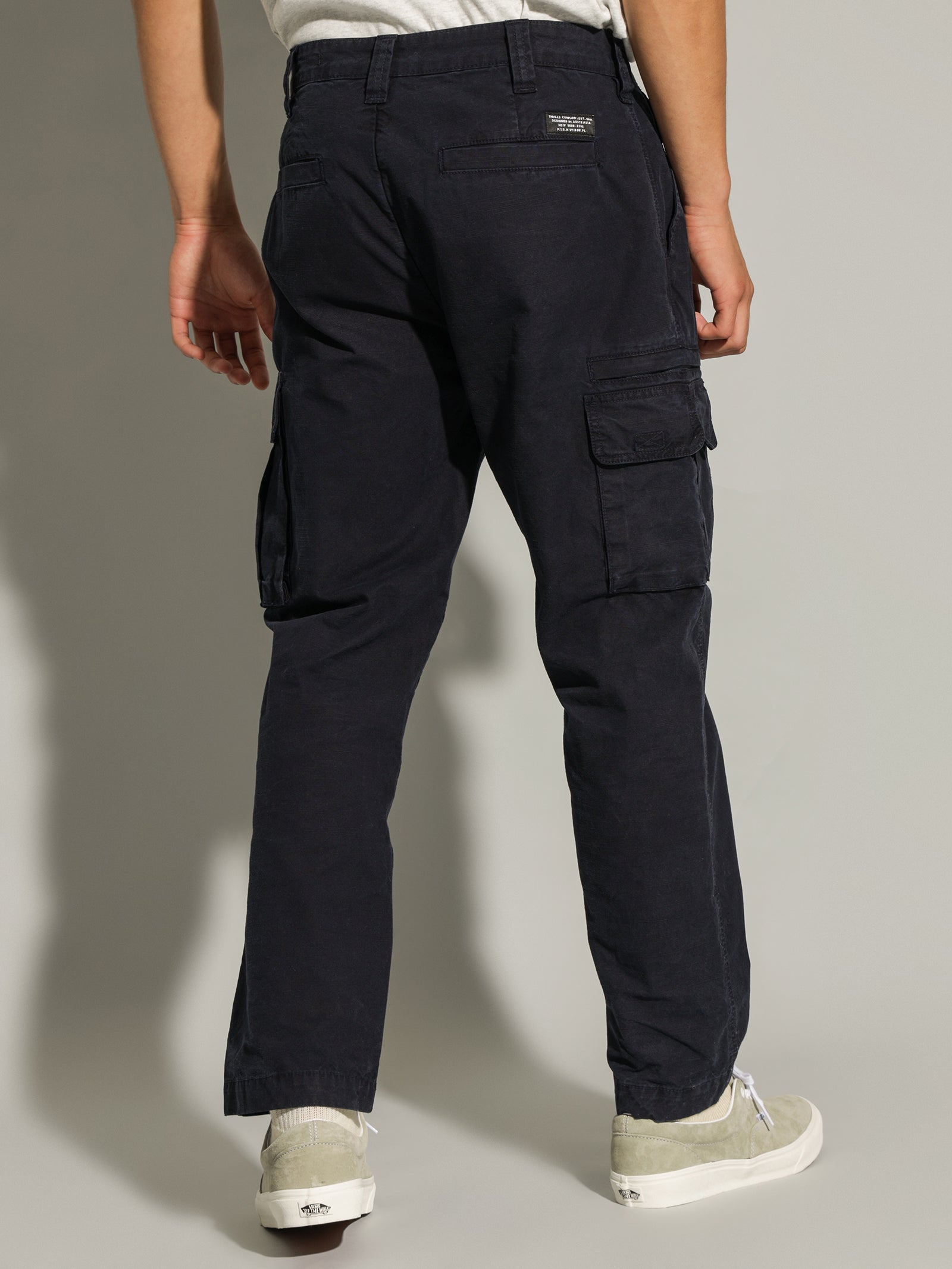 Slacker Cargo Pants in Navy