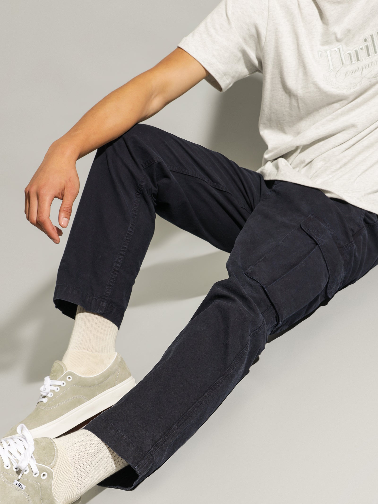 Slacker Cargo Pants in Navy