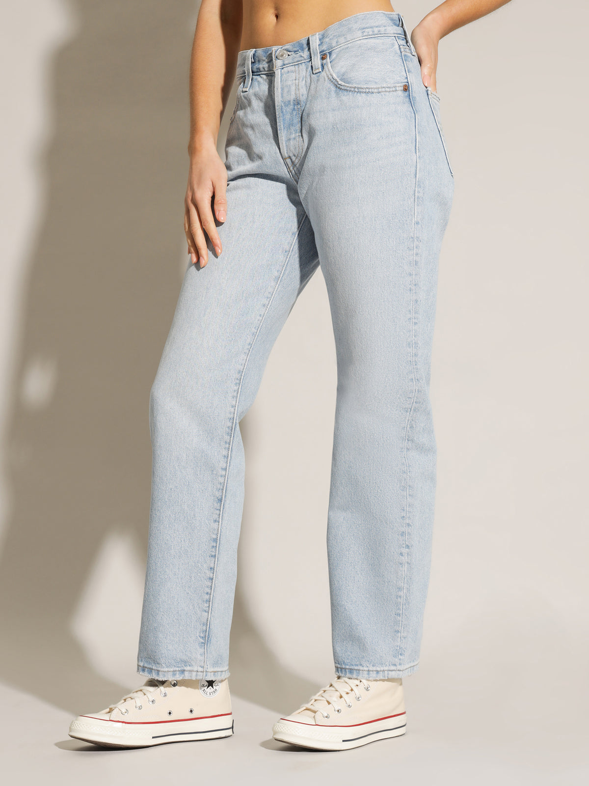 Levis 90s 501 Jeans in Worn In Light Indigo | Light Indi