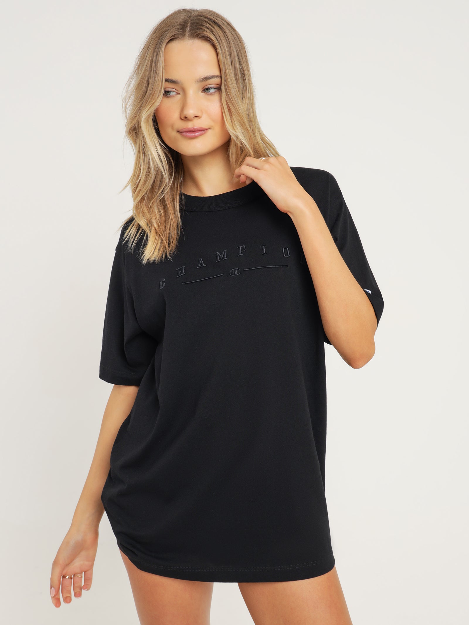 Heritage 2k Oversized Short Sleeve T-Shirt in Black