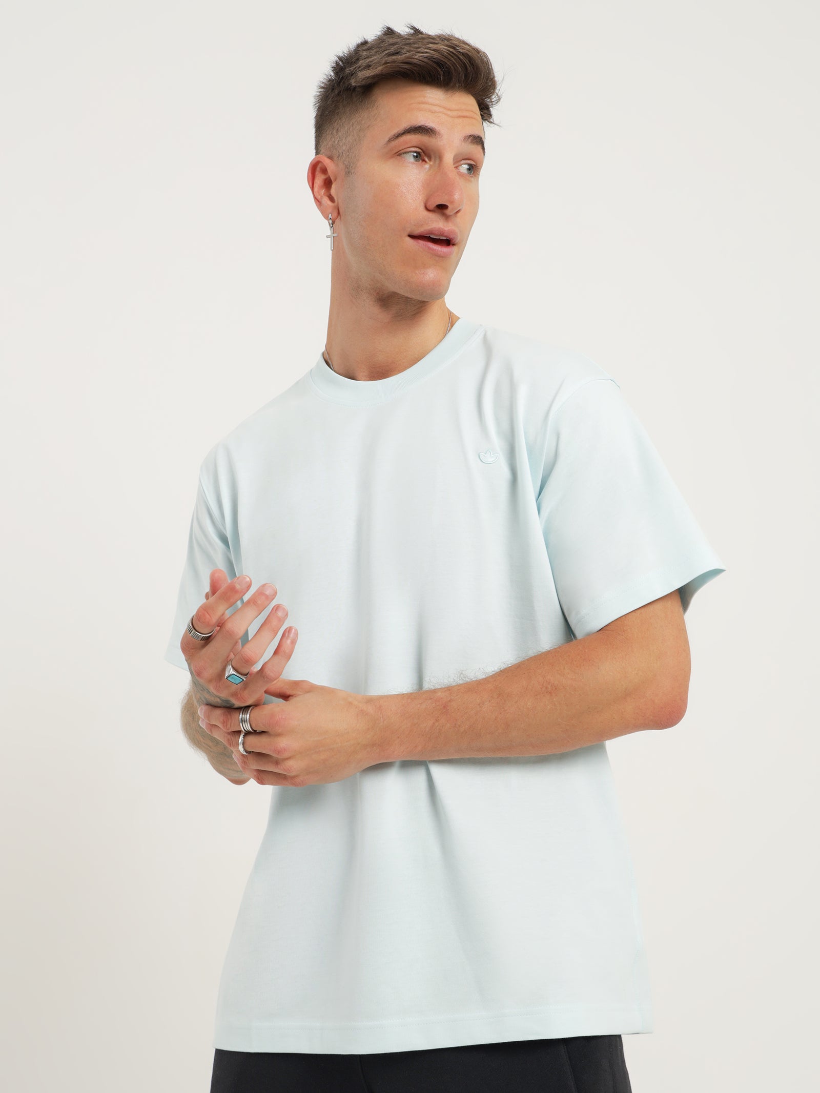 C T-Shirt in Light Blue