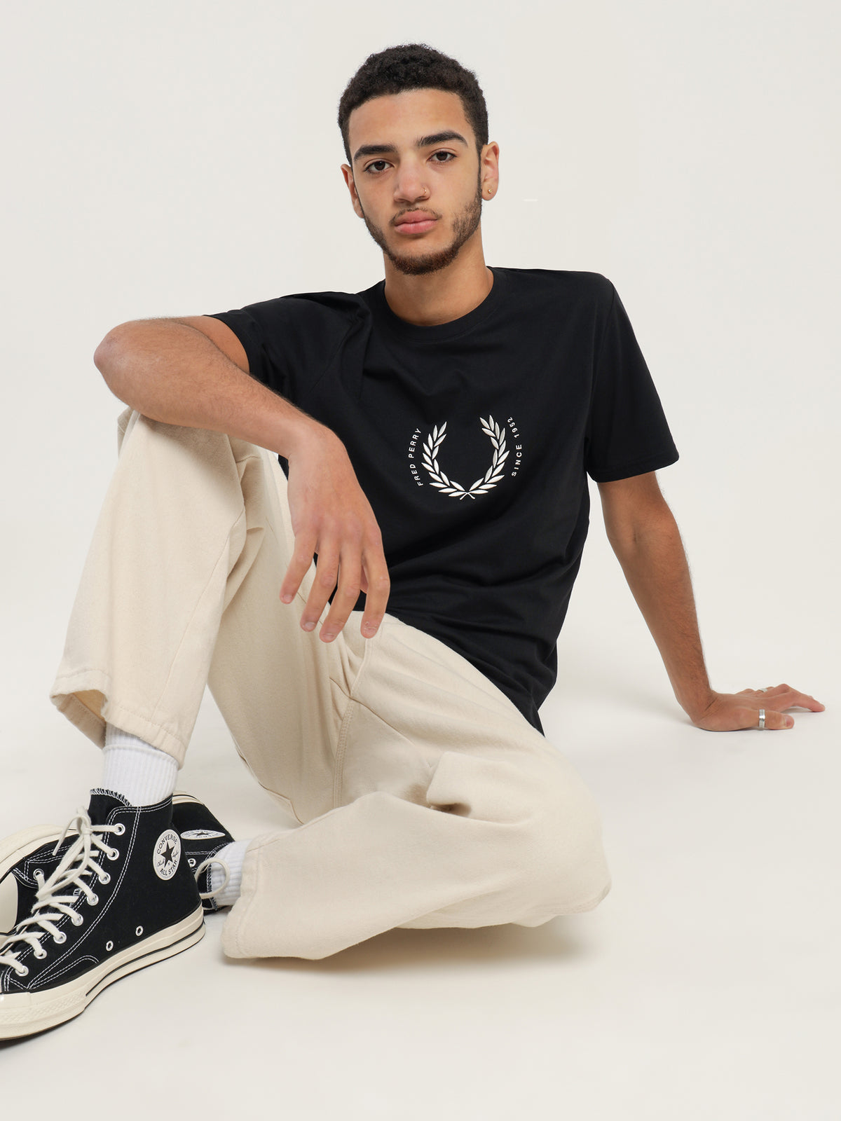 Fred Perry Circle Branding T-Shirt in Black | Black