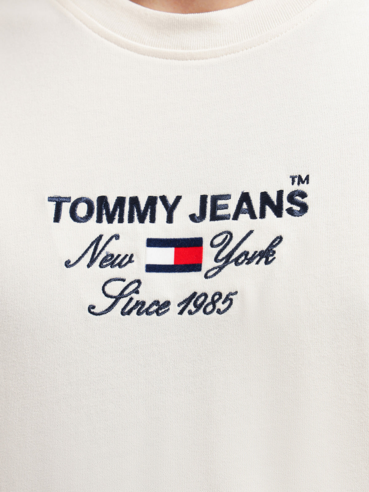 Tommy Hilfiger Timeless Font T-Shirt in Off White | Off White