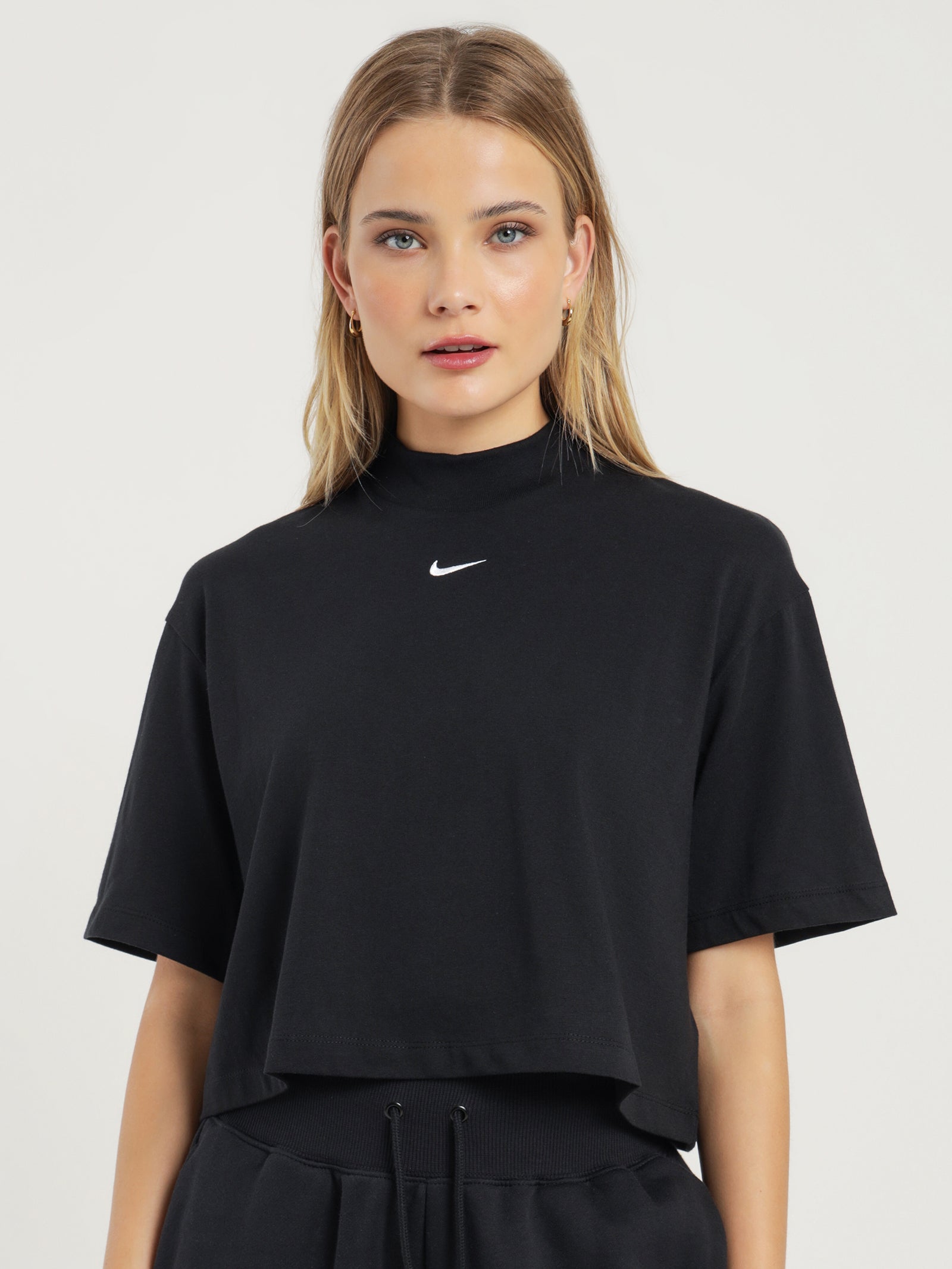 Sportswear Essential Boxy Mock-Neck Short Sleeve Top in Black & White -  Glue Store