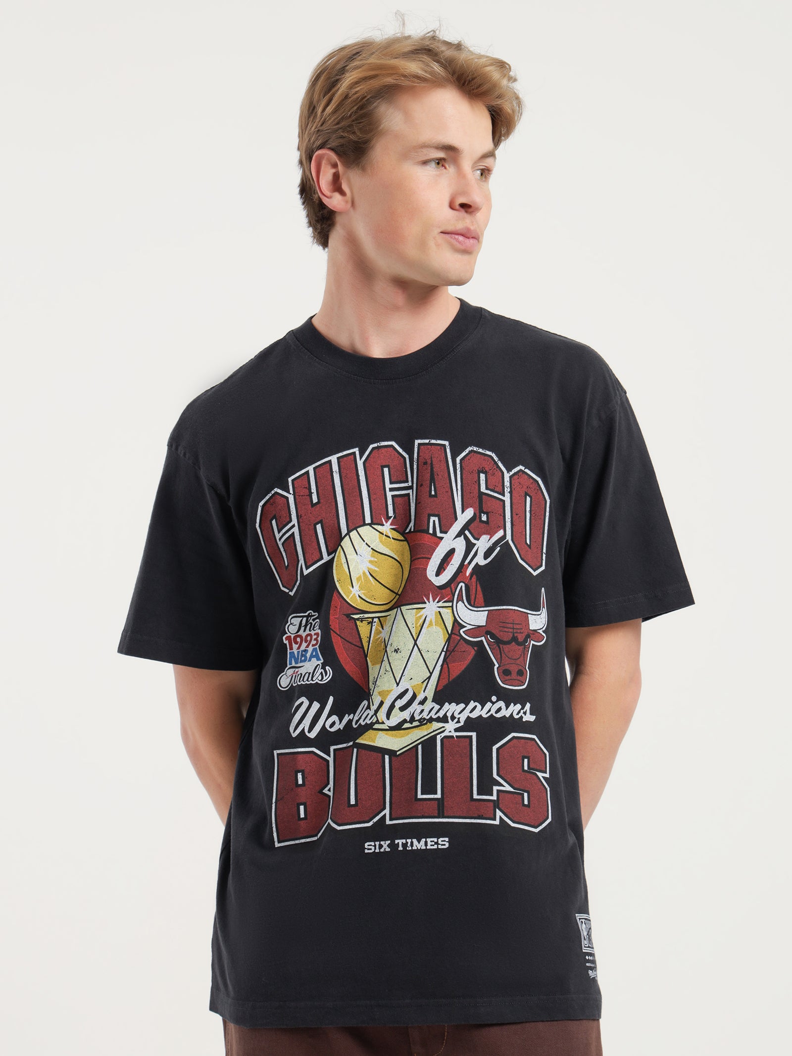 Relaxed Chicago Bulls NBA Graphic Tee
