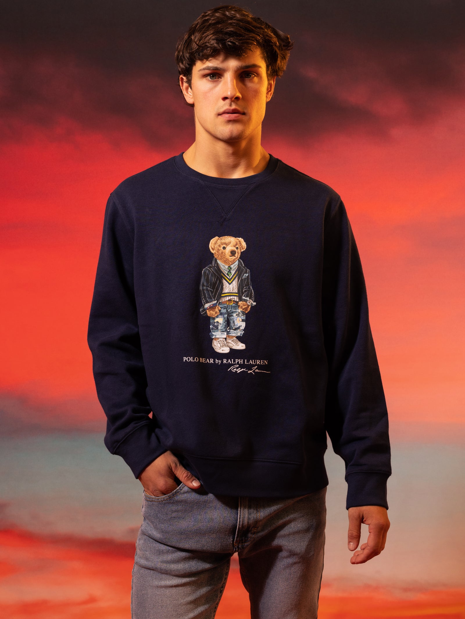 Heritage Bear Crew Sweat in Navy